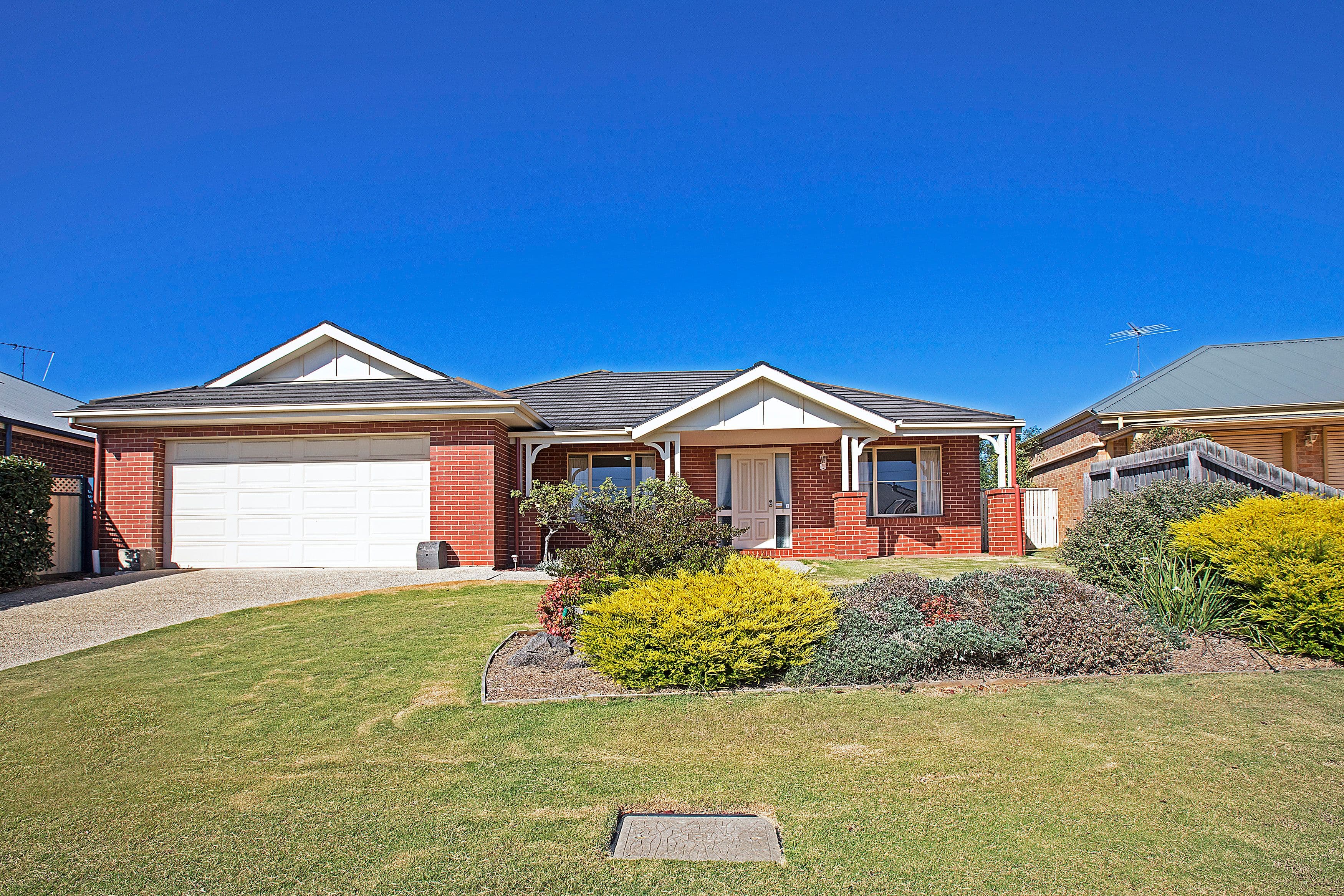 6 Cedarville Close, Highton VIC 3216, Highton - Image 1