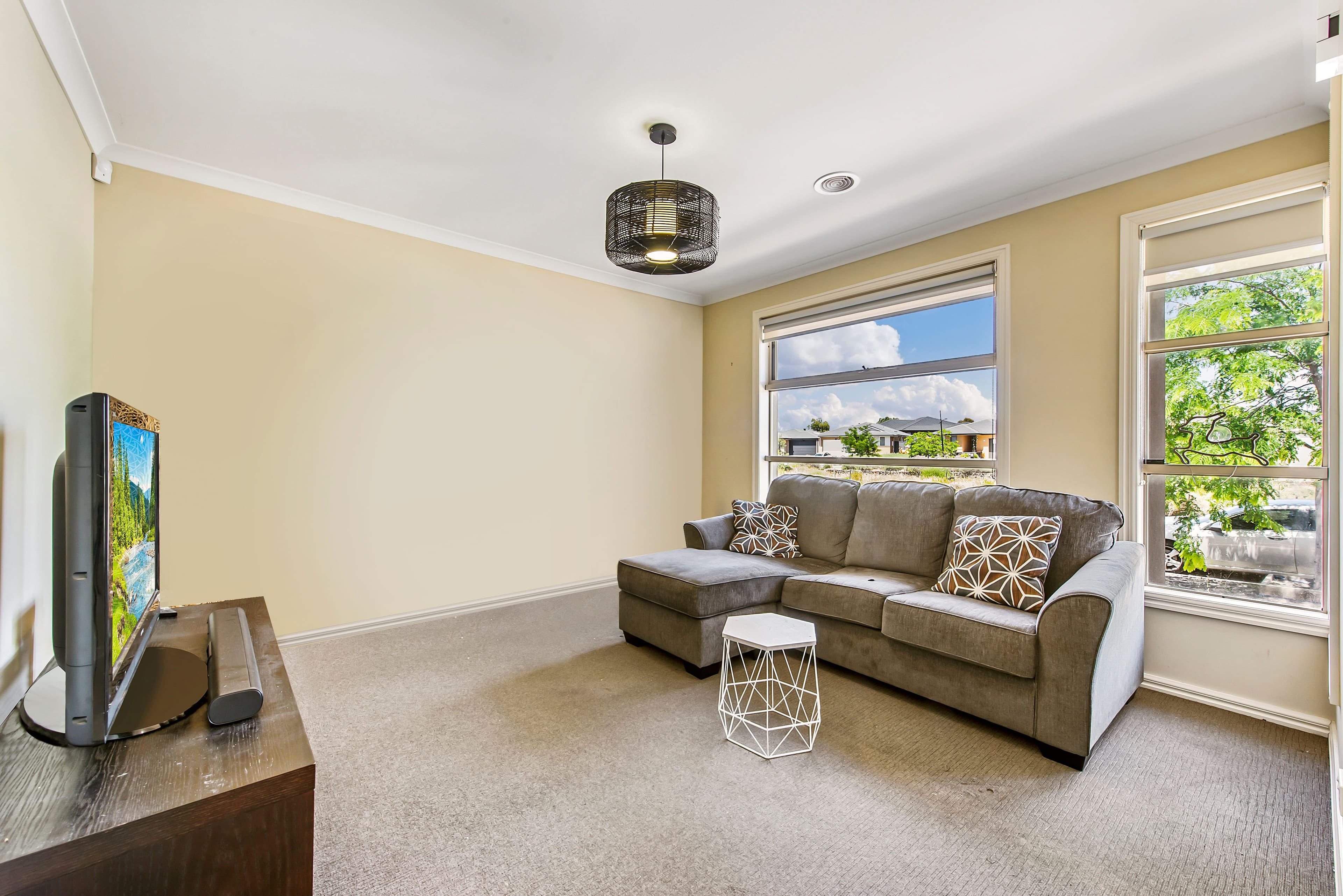 17 Zodiac Way, Fraser Rise VIC 3336, Fraser Rise - Thumbnail 2