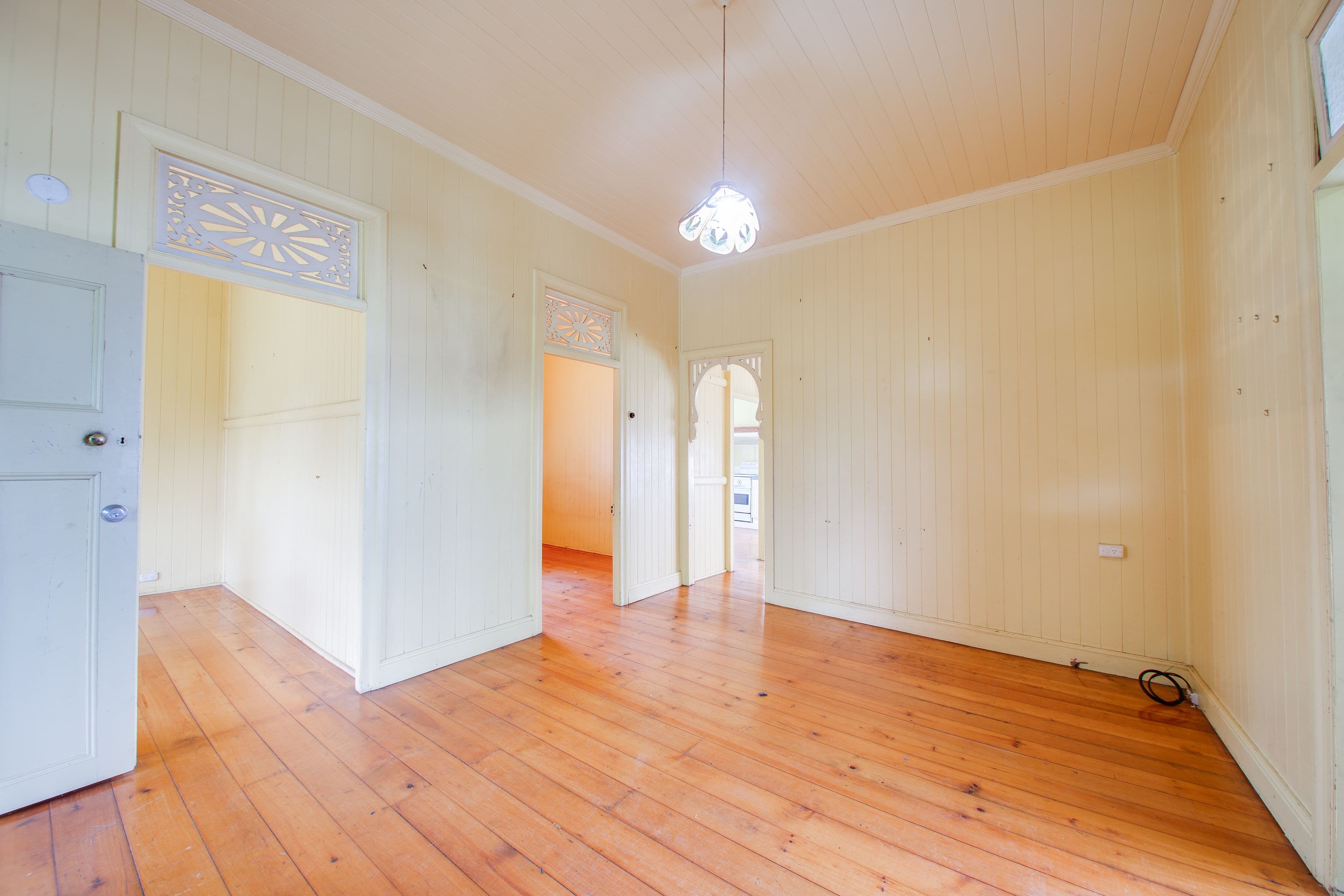 25 Woodford Street, One Mile QLD 4305, One Mile - Thumbnail 3