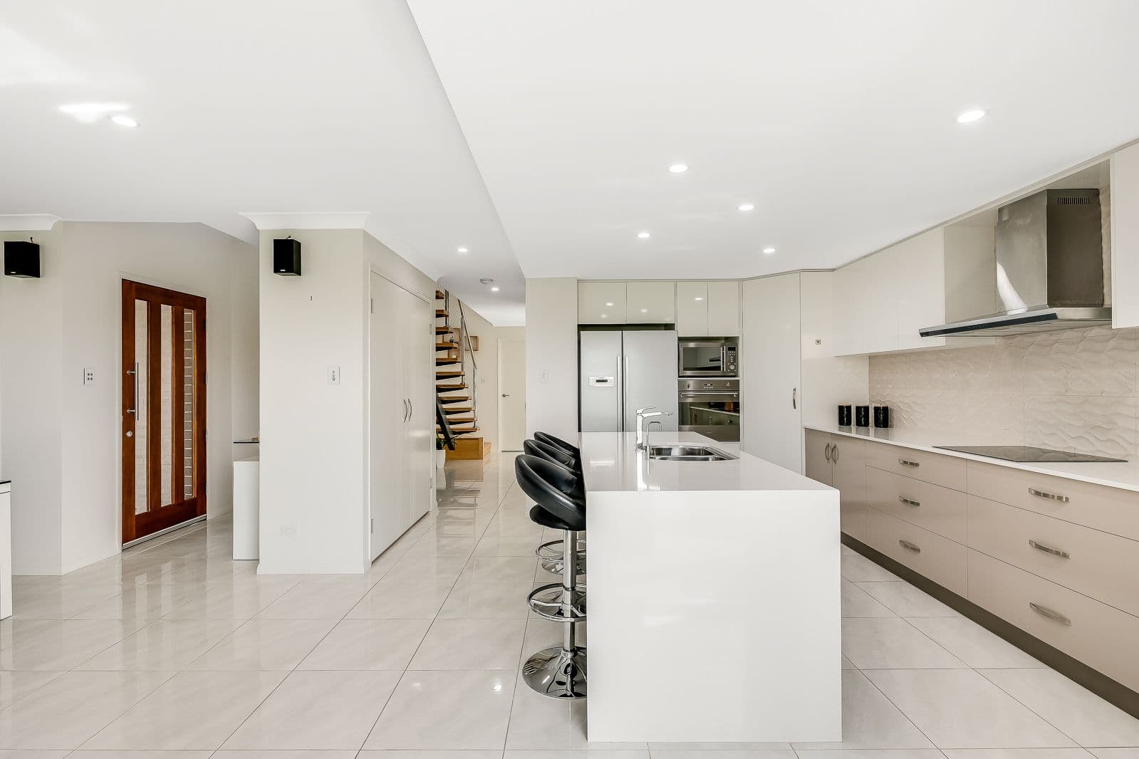 3 Collingwood Close, Middle Ridge QLD 4350, Middle Ridge - Thumbnail 5