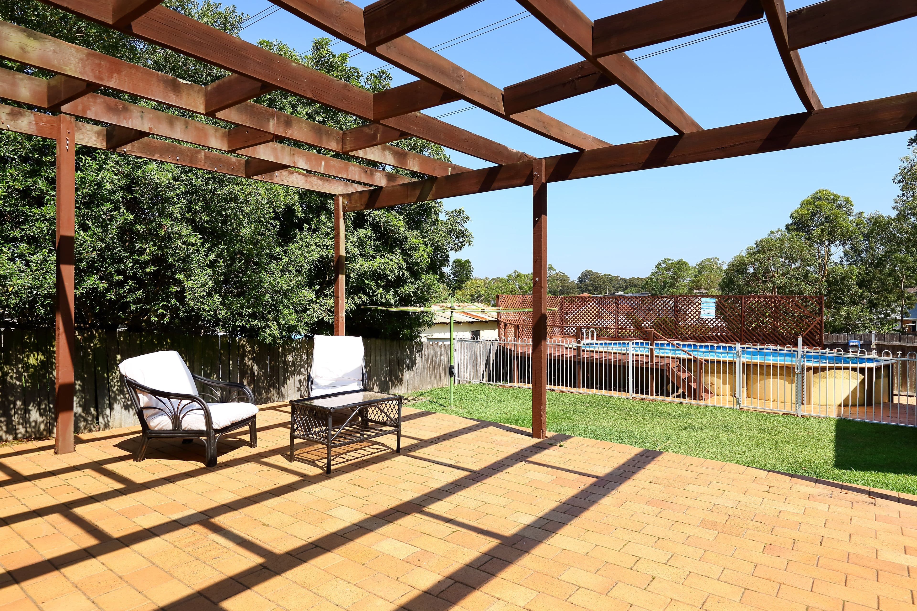 9 Beale Crescent
Peakhurst 2210, New South Wales, Peakhurst - Thumbnail 2