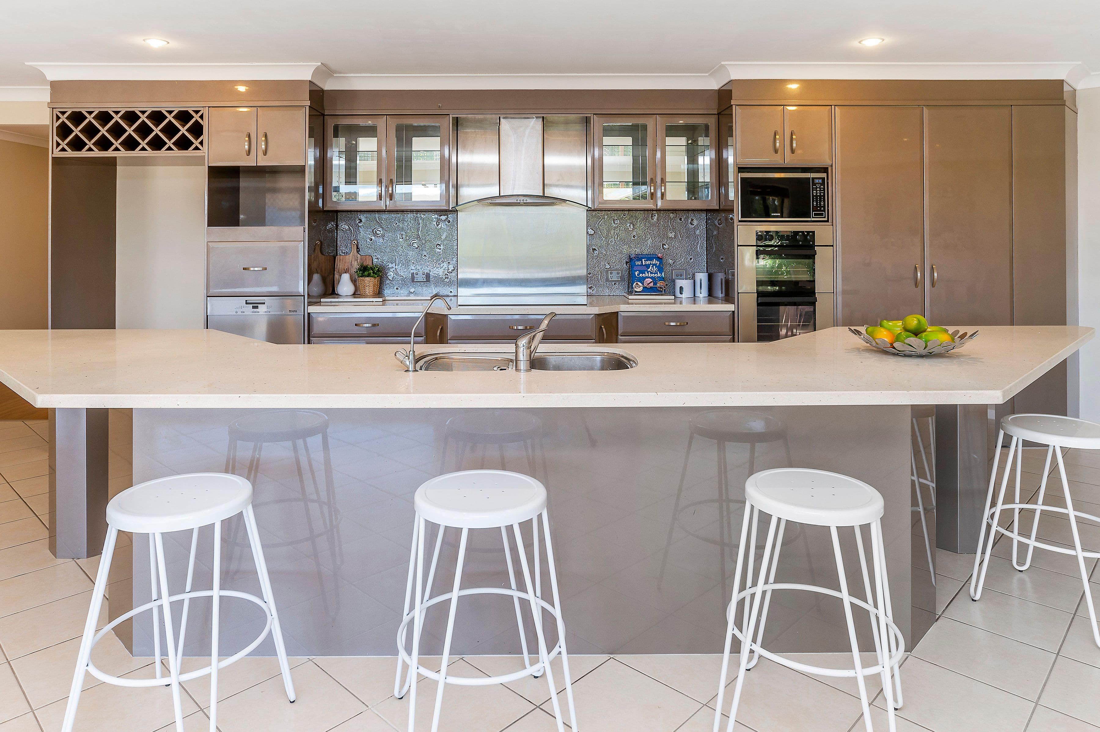 57 Walter Court, Wongawallan QLD 4210, Wongawallan - Thumbnail 4