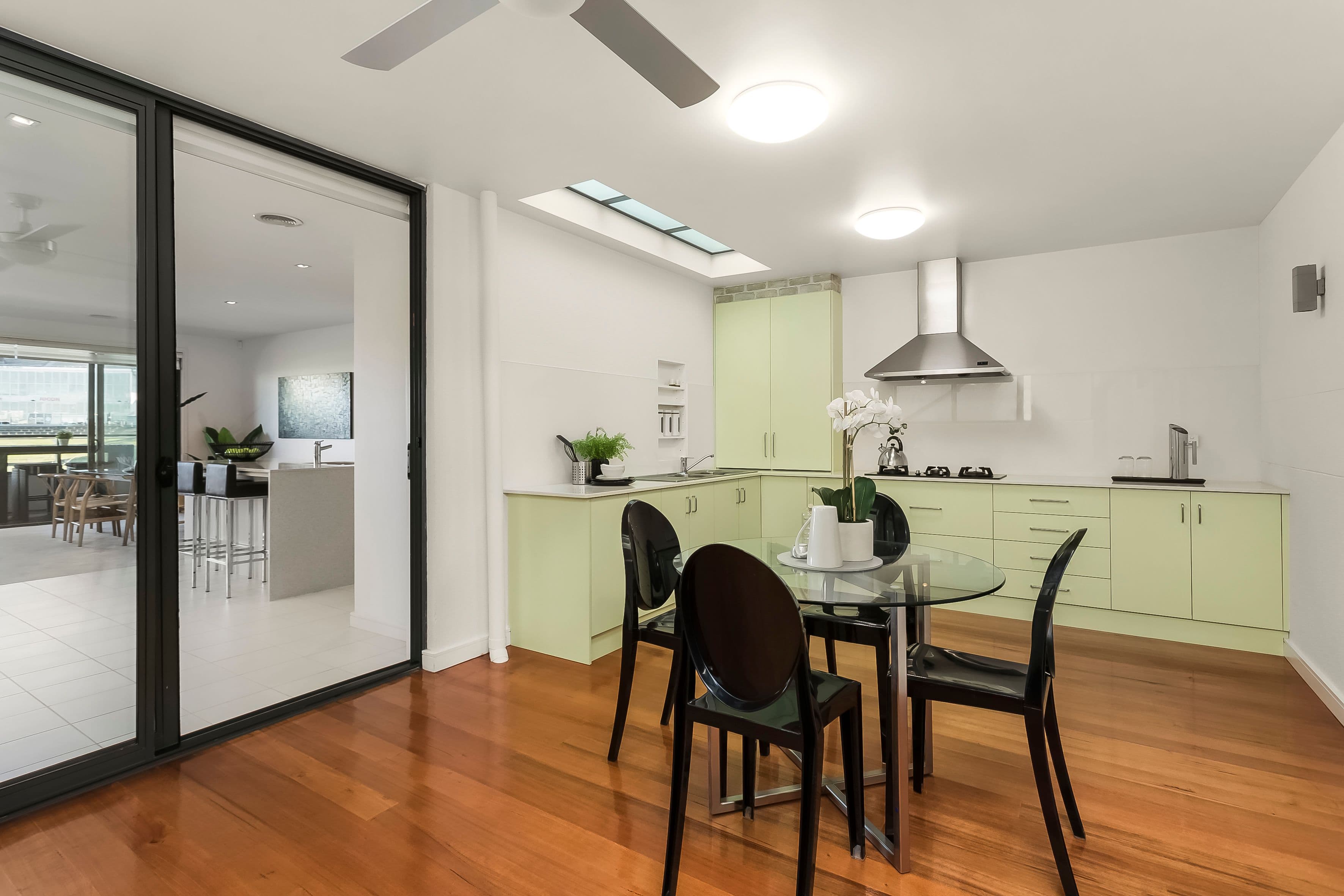 60 Waverley Park Drive, Mulgrave VIC 3170, Mulgrave - Thumbnail 4