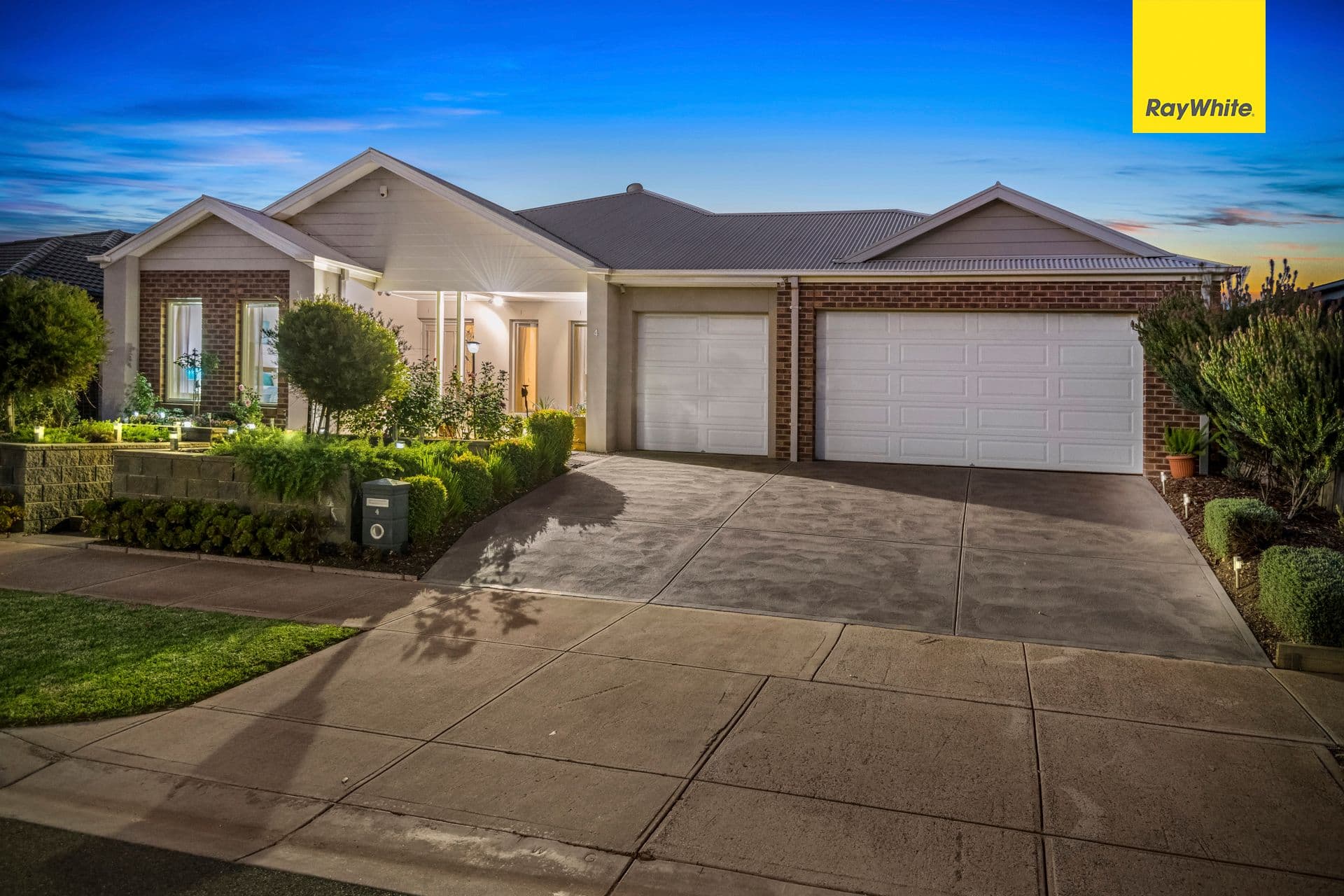 4 Tetbury Avenue, Weir Views VIC 3338, Weir Views - Image 1