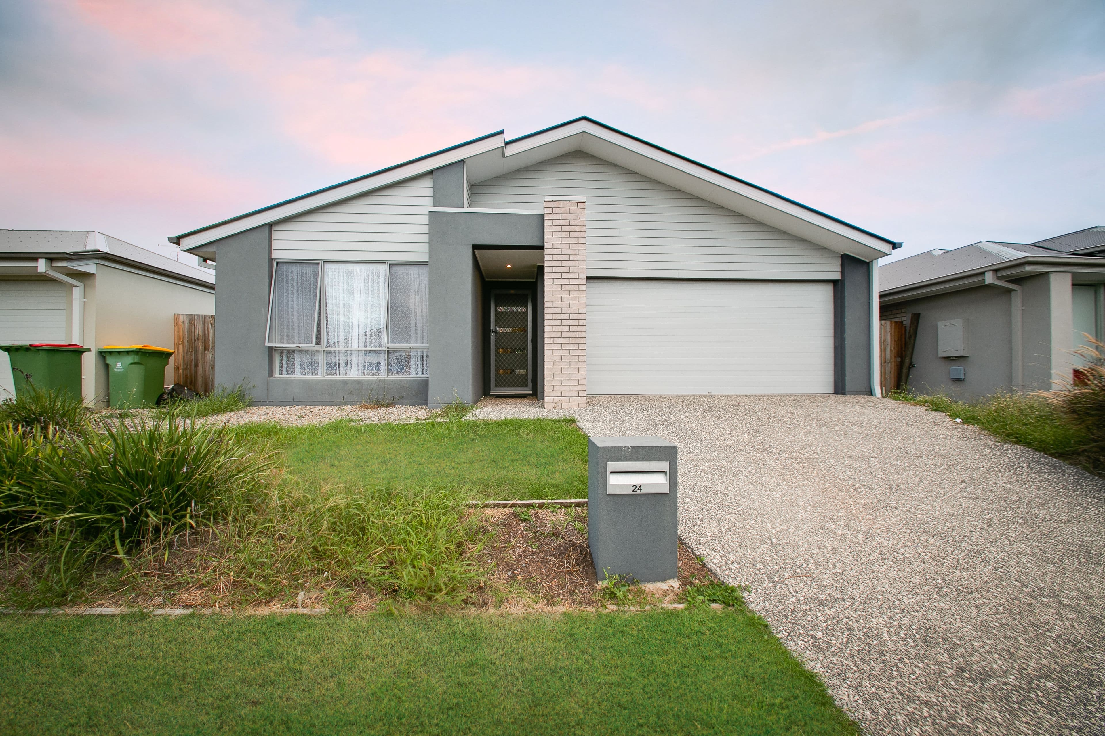24 Huntingdale Street, Leichhardt QLD 4305, Leichhardt - Thumbnail 3
