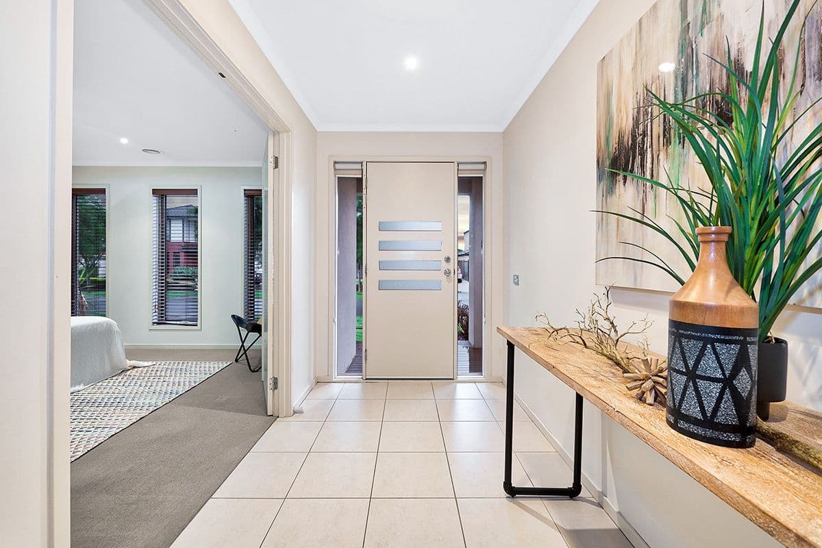 6 Colendy Close, Lyndhurst VIC 3975, Lyndhurst - Thumbnail 2