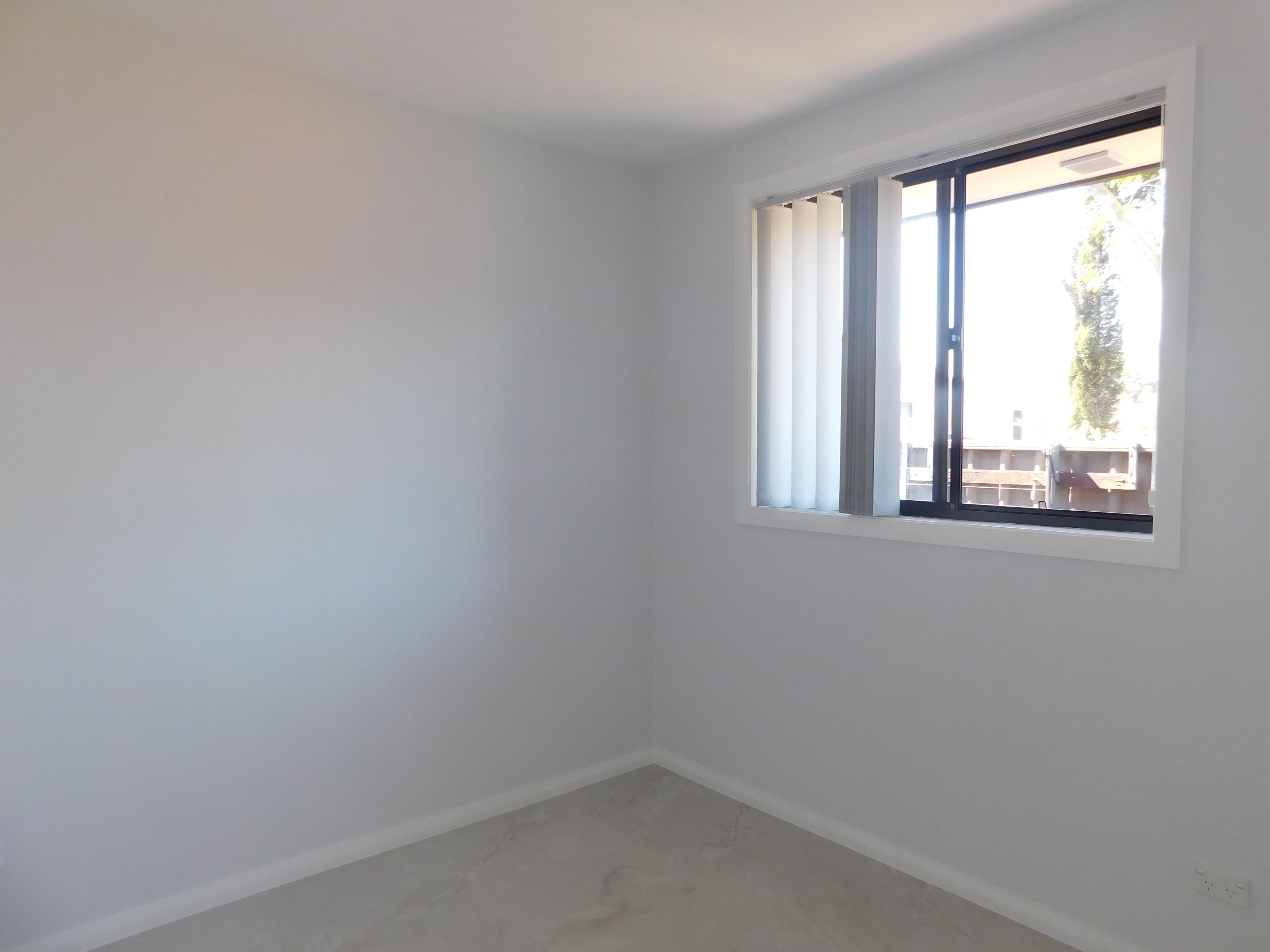 563 Smithfield Road, Greenfield Park NSW 2176, Greenfield Park - Thumbnail 3