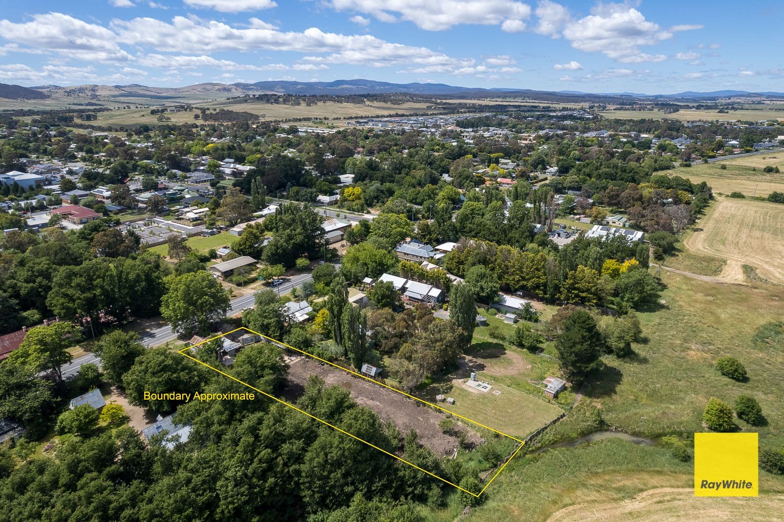 31 Molonglo Street, Bungendore NSW 2621, Bungendore - Thumbnail 2