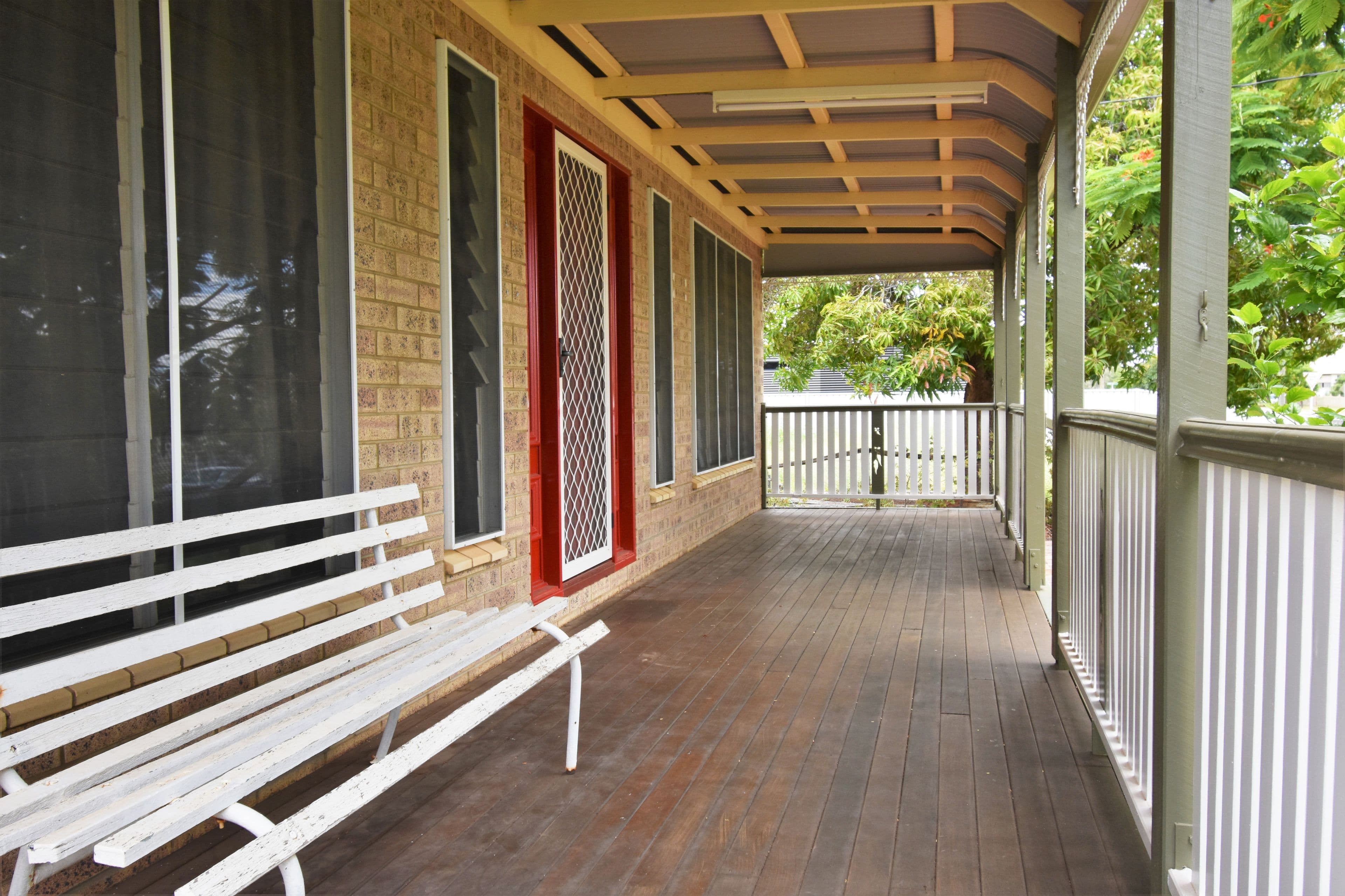 44 Elm Street, Barcaldine QLD 4725, Barcaldine - Thumbnail 3