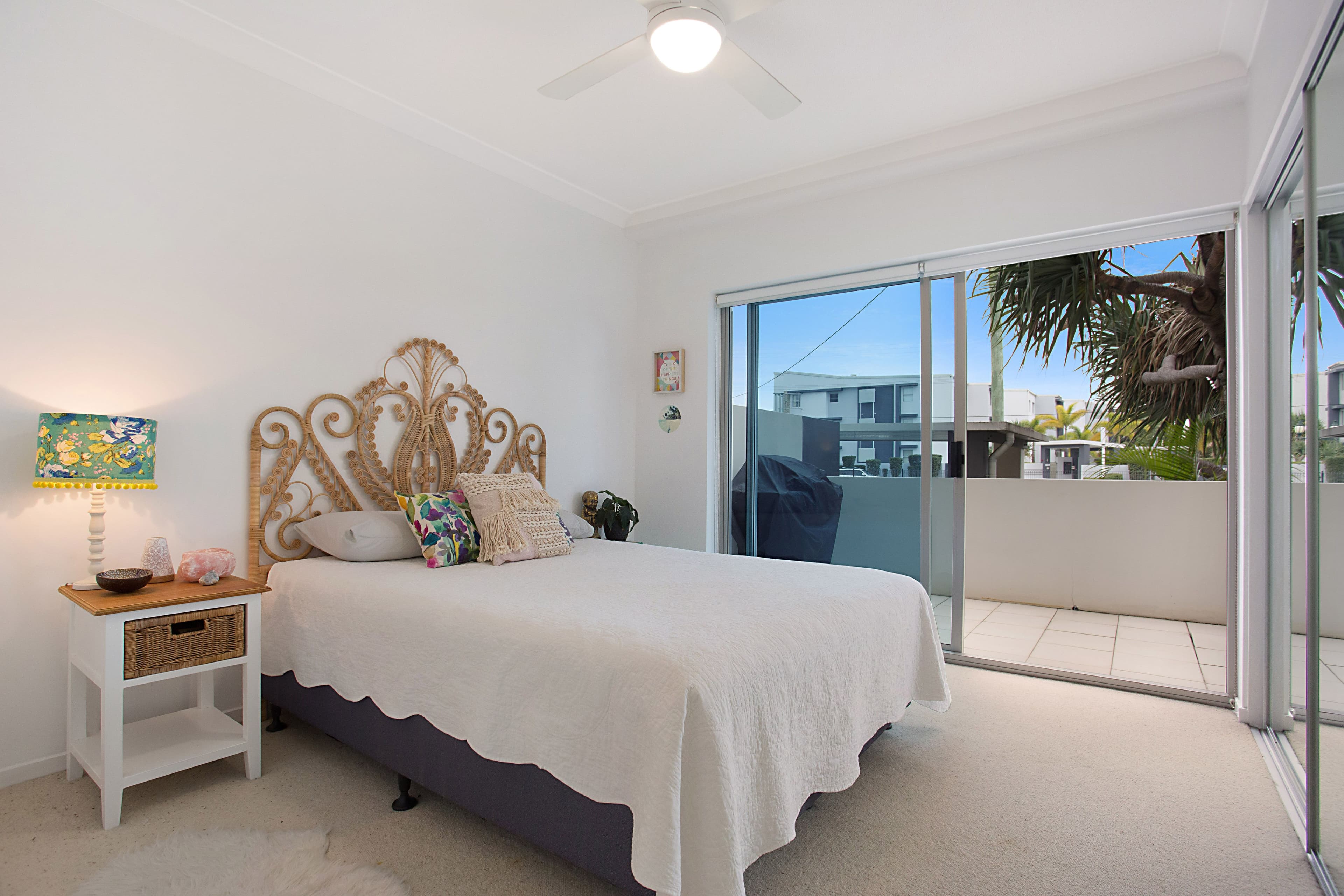 2 'Sunrise Cove' 2312 Gold Coast Highway, Mermaid Beach QLD 4218, Mermaid Beach - Thumbnail 3
