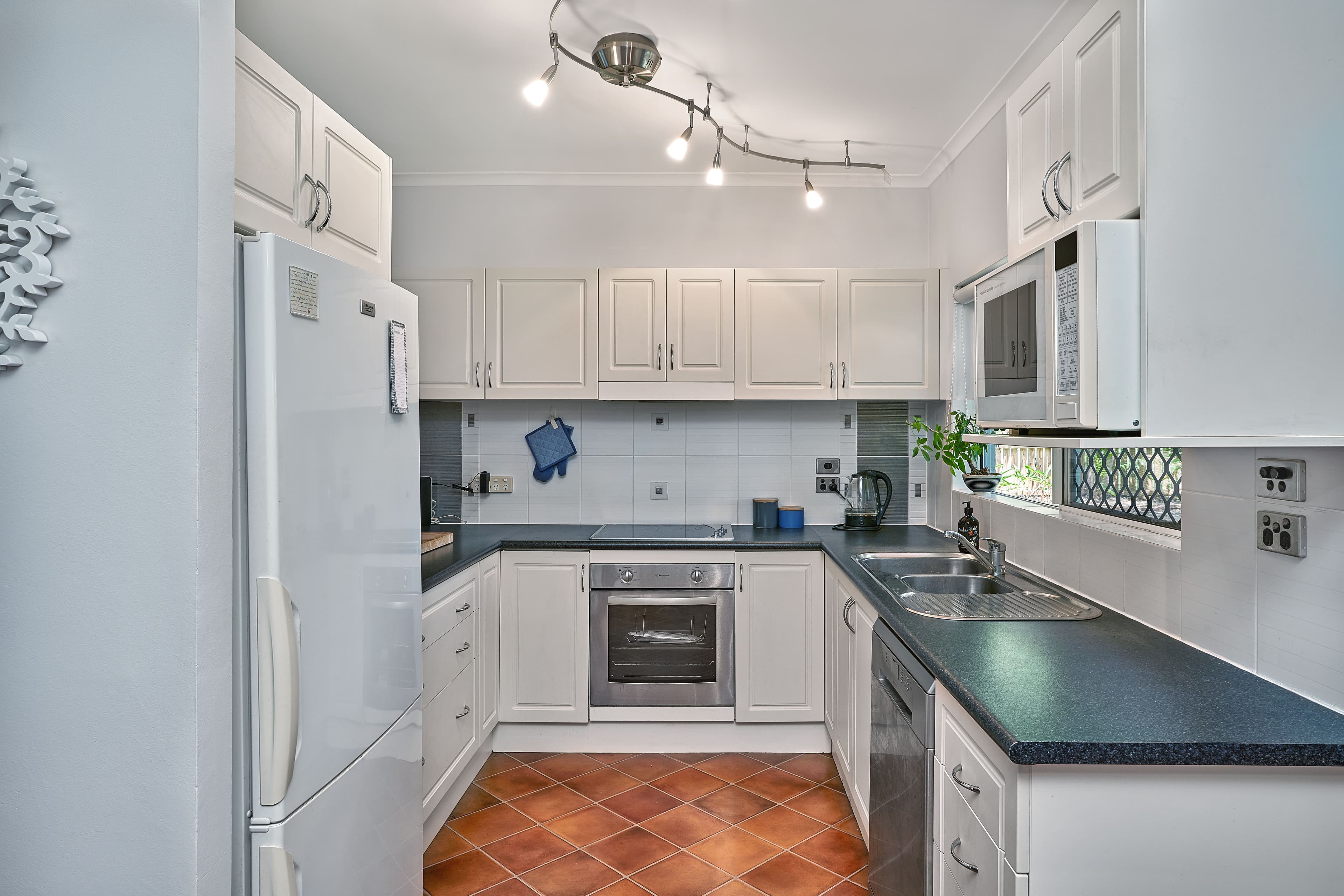 24 Kangaroo Street, Bentley Park QLD 4869, Bentley Park - Image 1