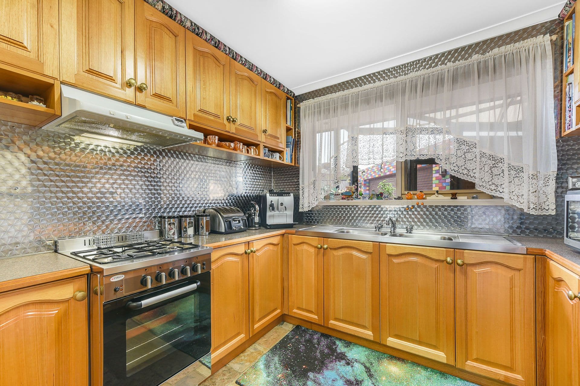 6 Debbie Close, Doveton VIC 3177, Doveton - Thumbnail 4