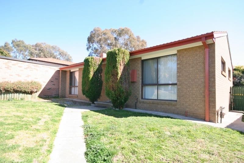 9 Carpenter Close, Calwell ACT 2905, Calwell - Image 1