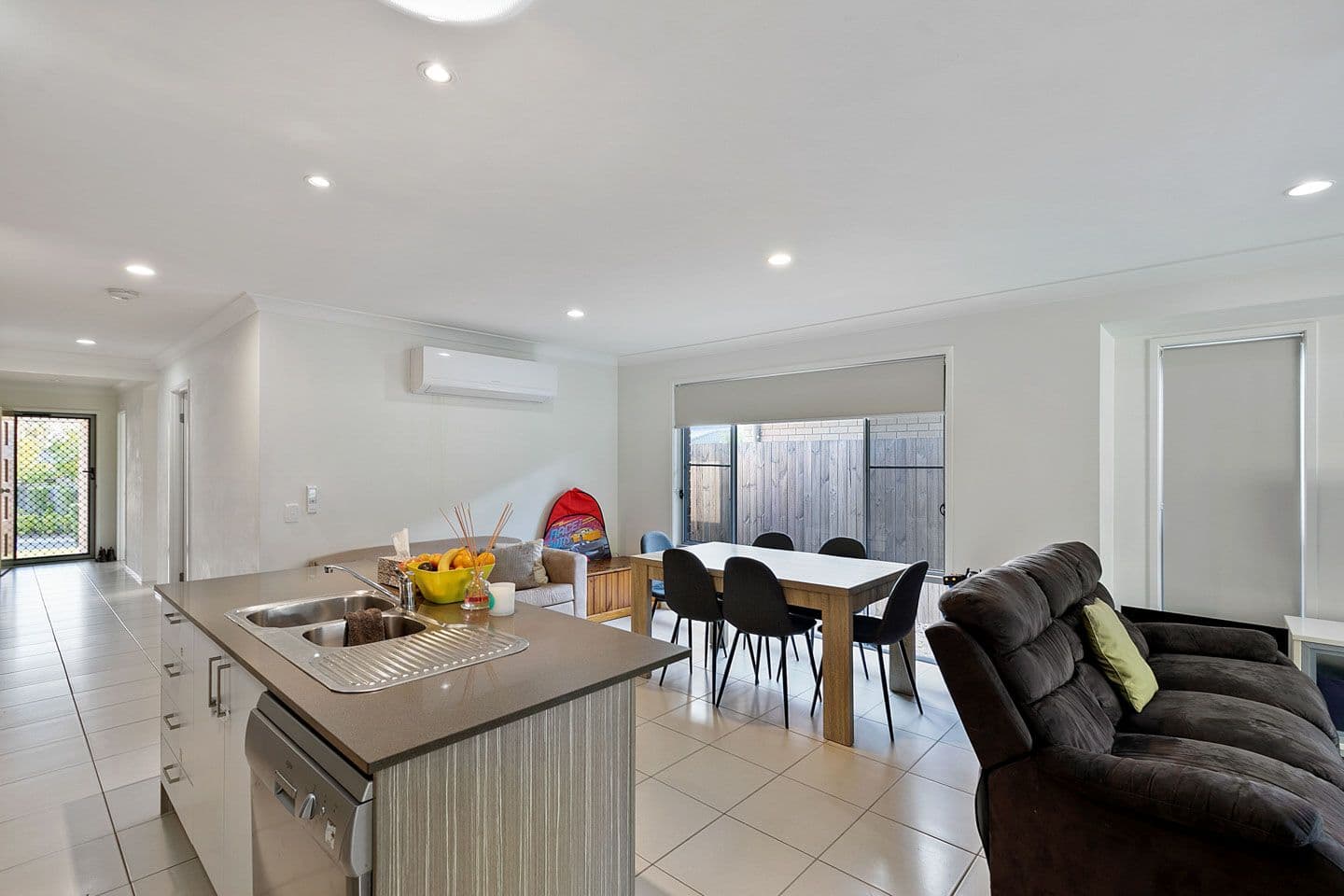 230 Pulgul Street, Urangan QLD 4655, Warragul - Thumbnail 4