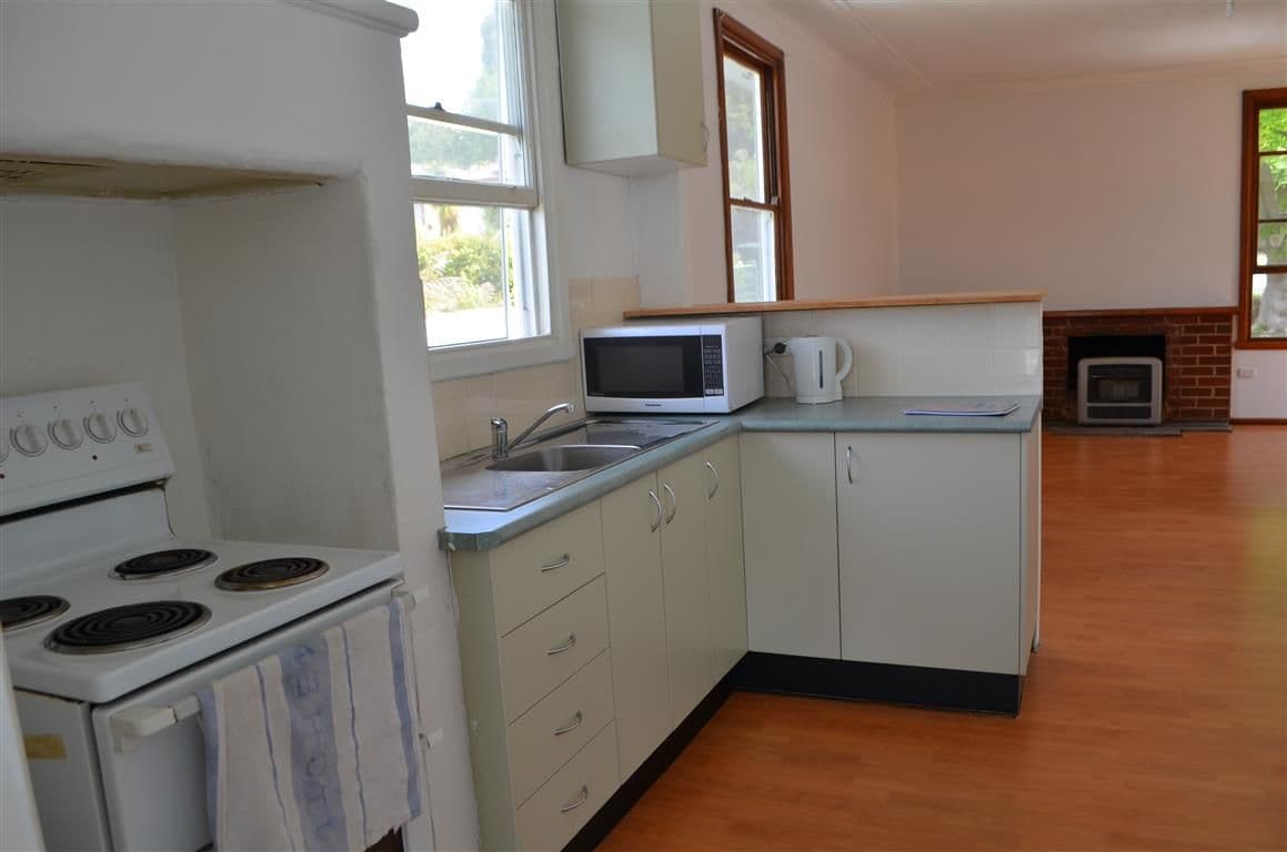 49 Bartlett Street, Batlow - Thumbnail 2