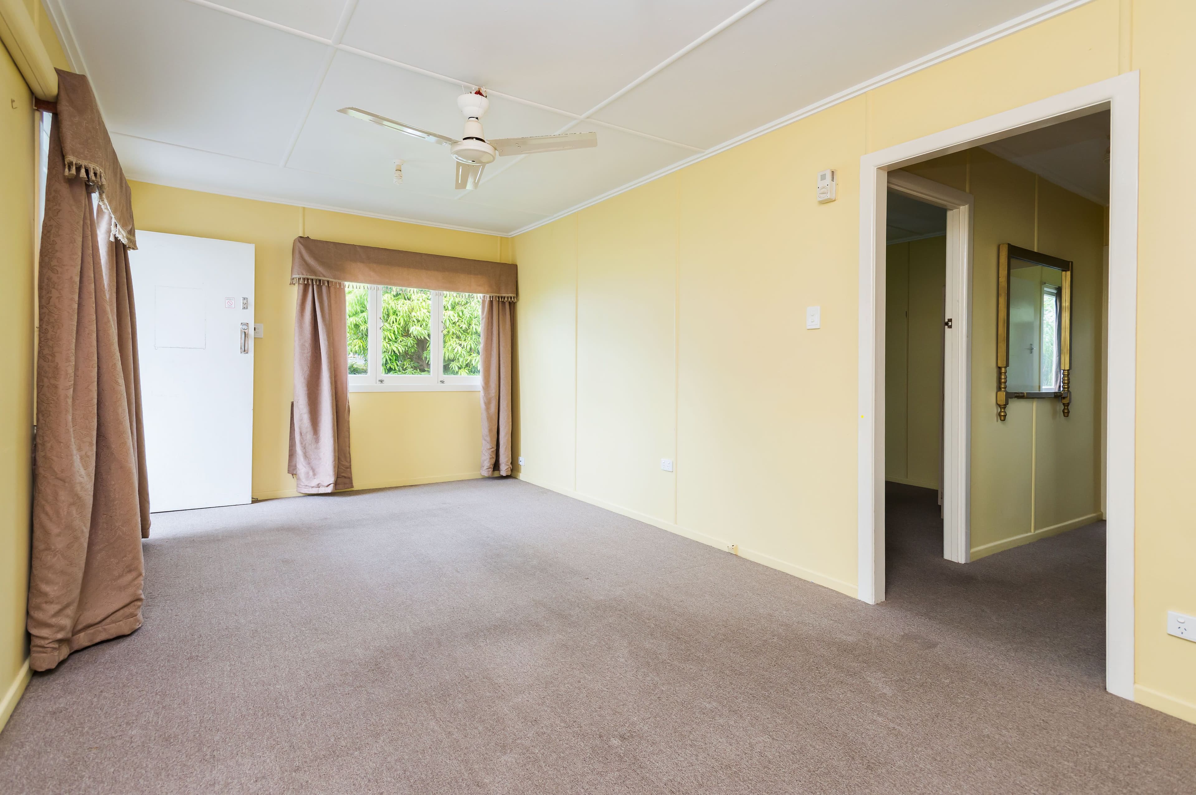 66 Harold Street, Holland Park QLD 4121, Holland Park - Thumbnail 2