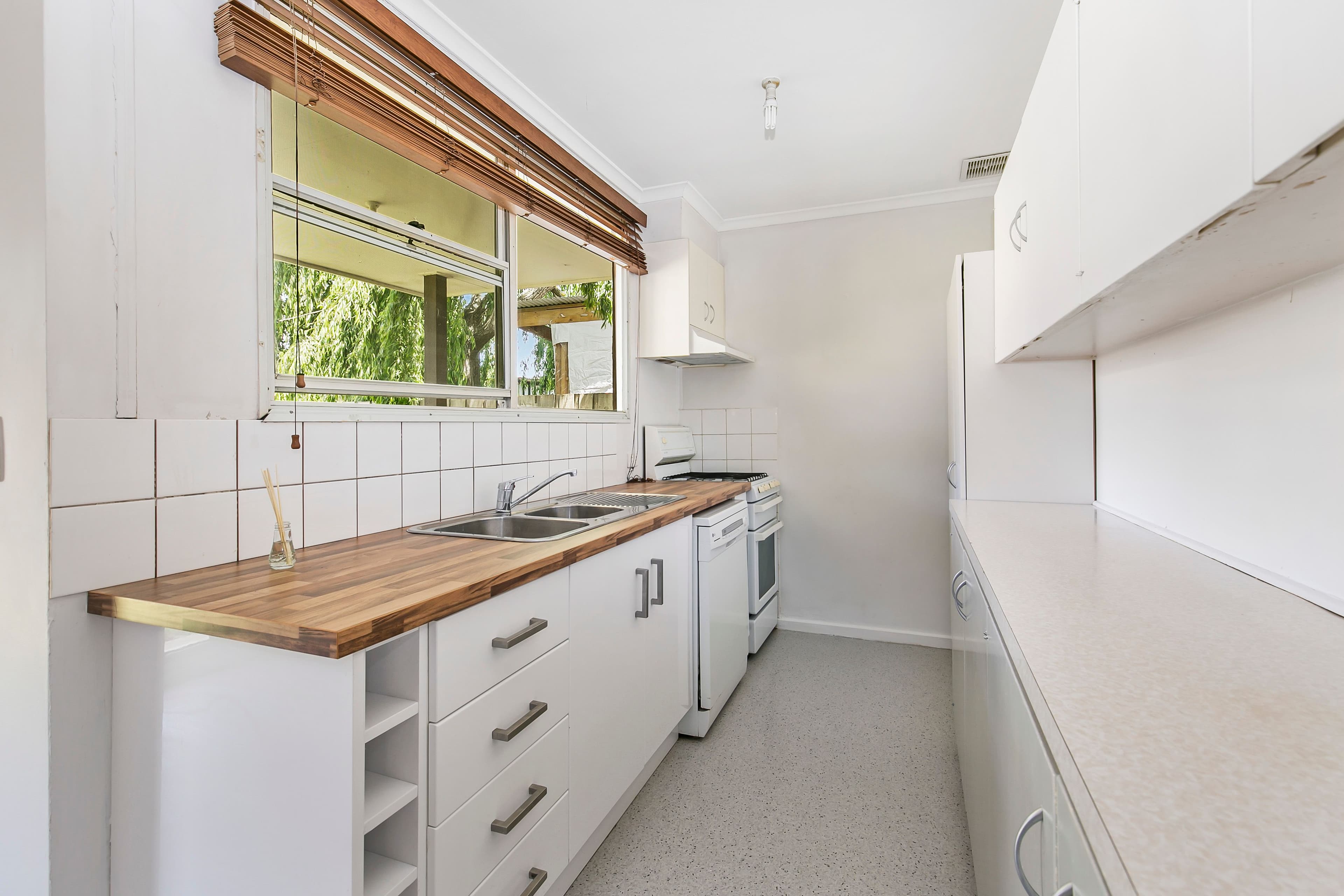 17 Junee Court, Hastings VIC 3915, Hastings - Thumbnail 2