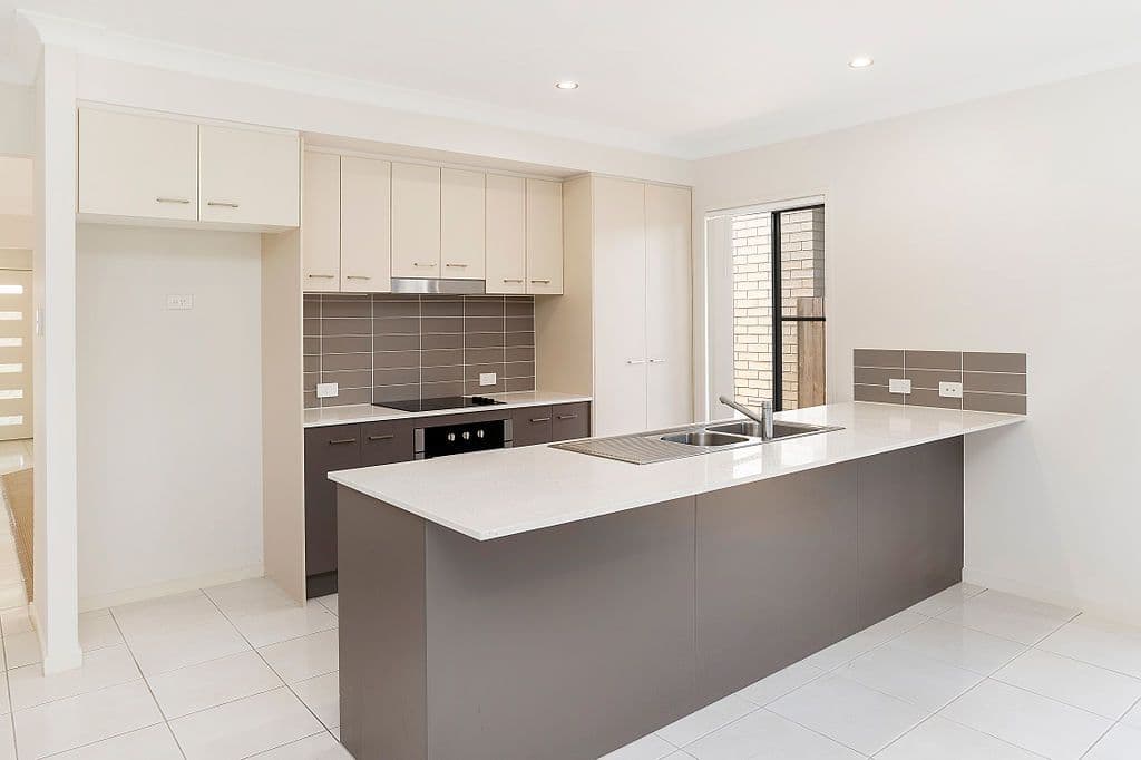17 Lamont Street, Coomera QLD 4209, Coomera - Thumbnail 5