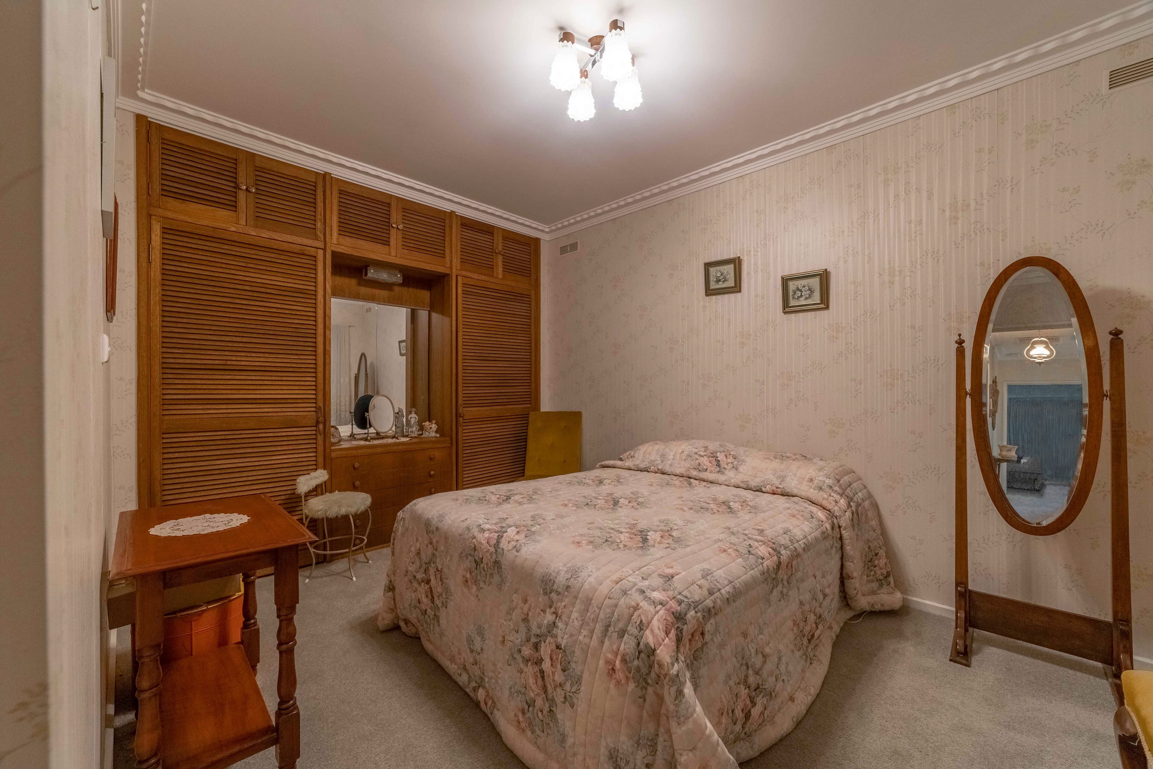 8 Button Street, Strathdale VIC 3550, Strathdale - Thumbnail 5