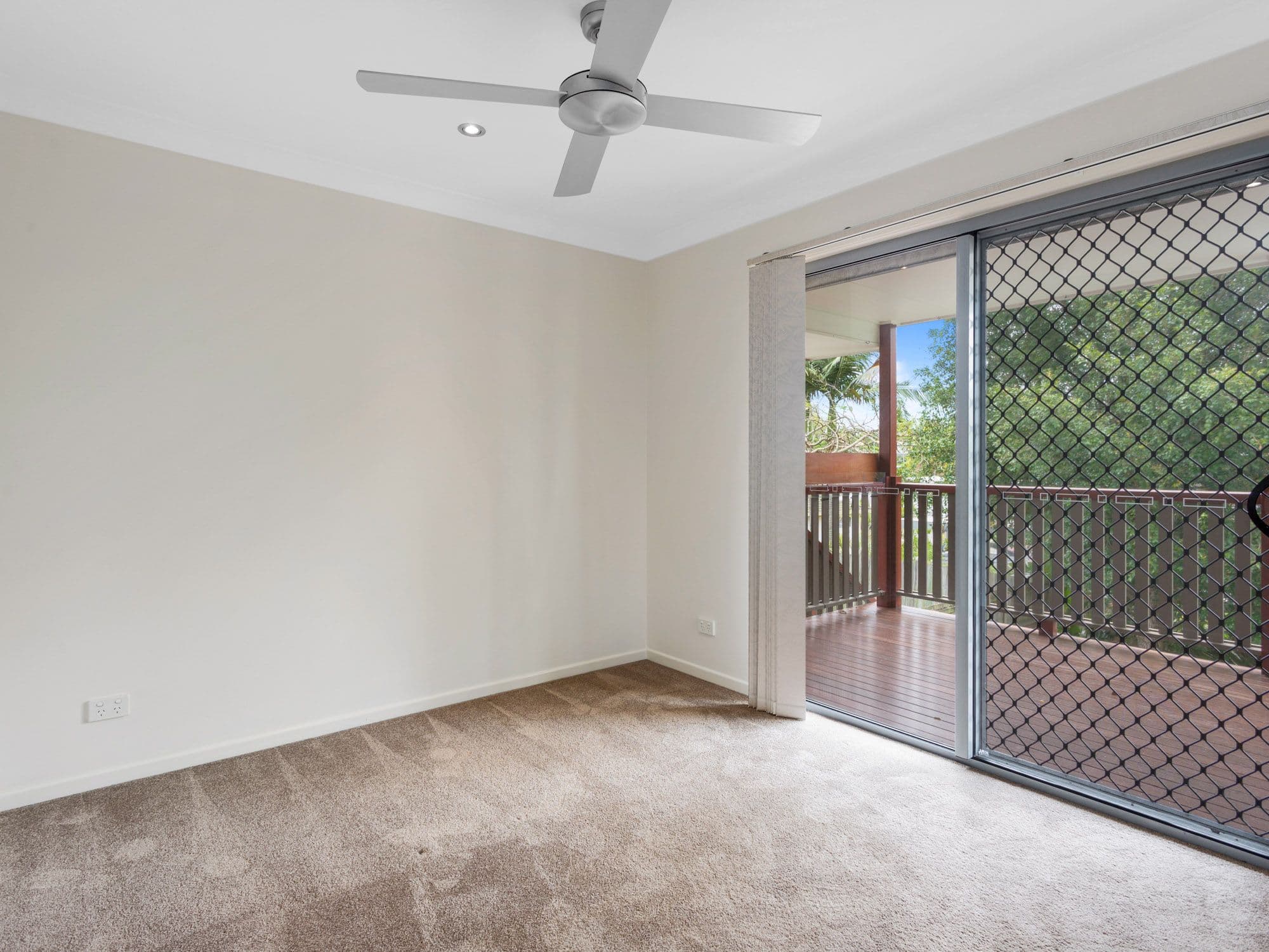 72 Alicia Street, Southport QLD 4215, Southport - Thumbnail 7
