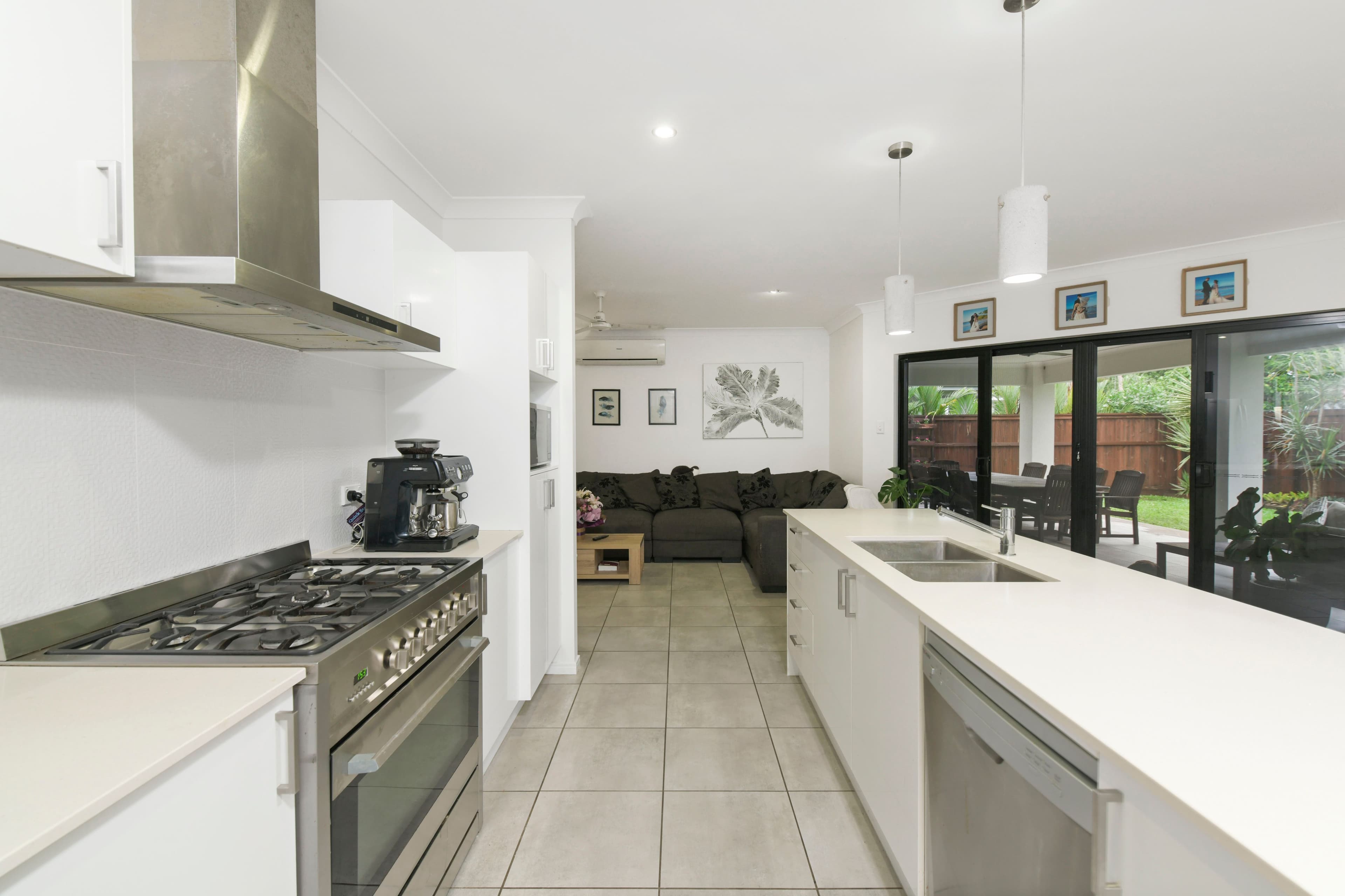3 Anchor Close, Trinity Beach QLD 4879, Trinity Beach - Thumbnail 3