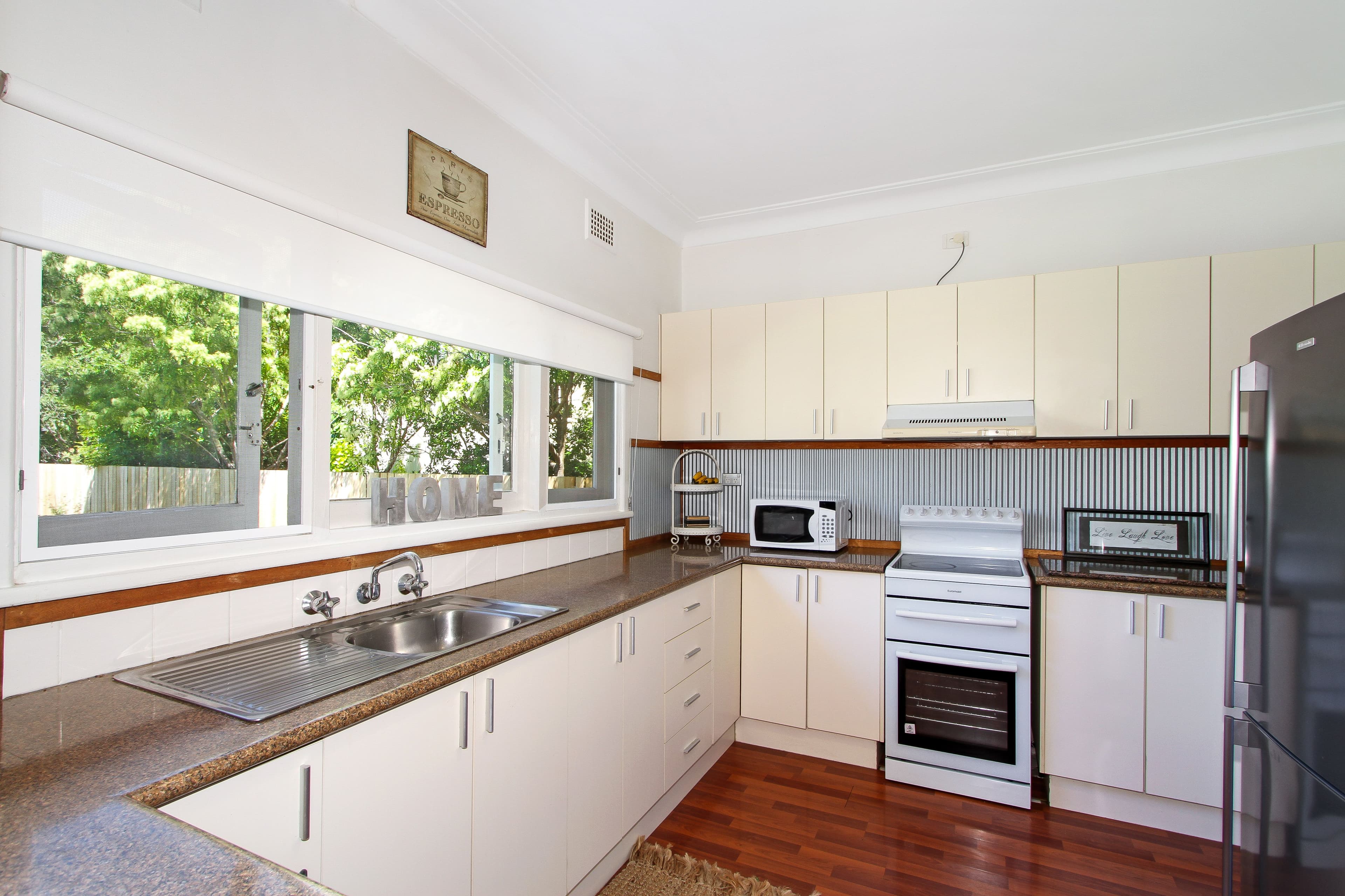 56 Carthage Street, Tamworth NSW 2340, Tamworth - Thumbnail 3