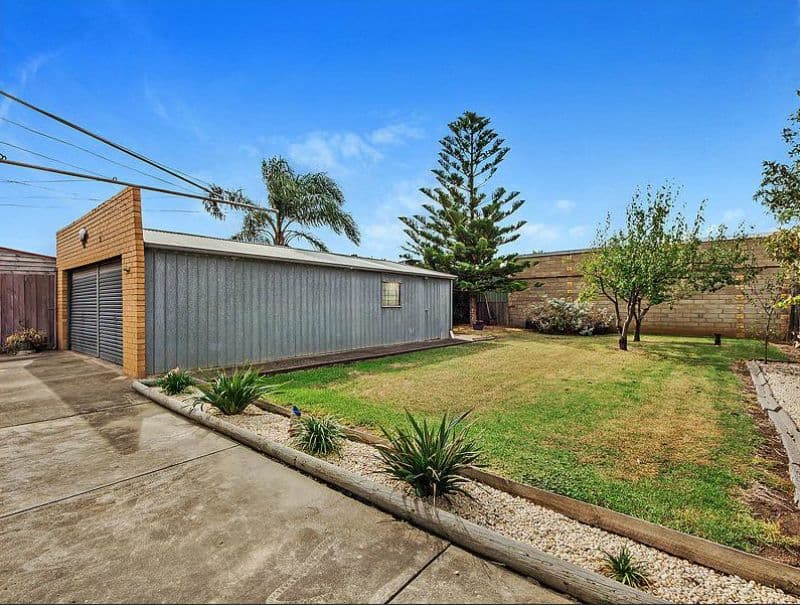 72 Levenia Street, St Albans VIC 3021, St Albans - Thumbnail 4