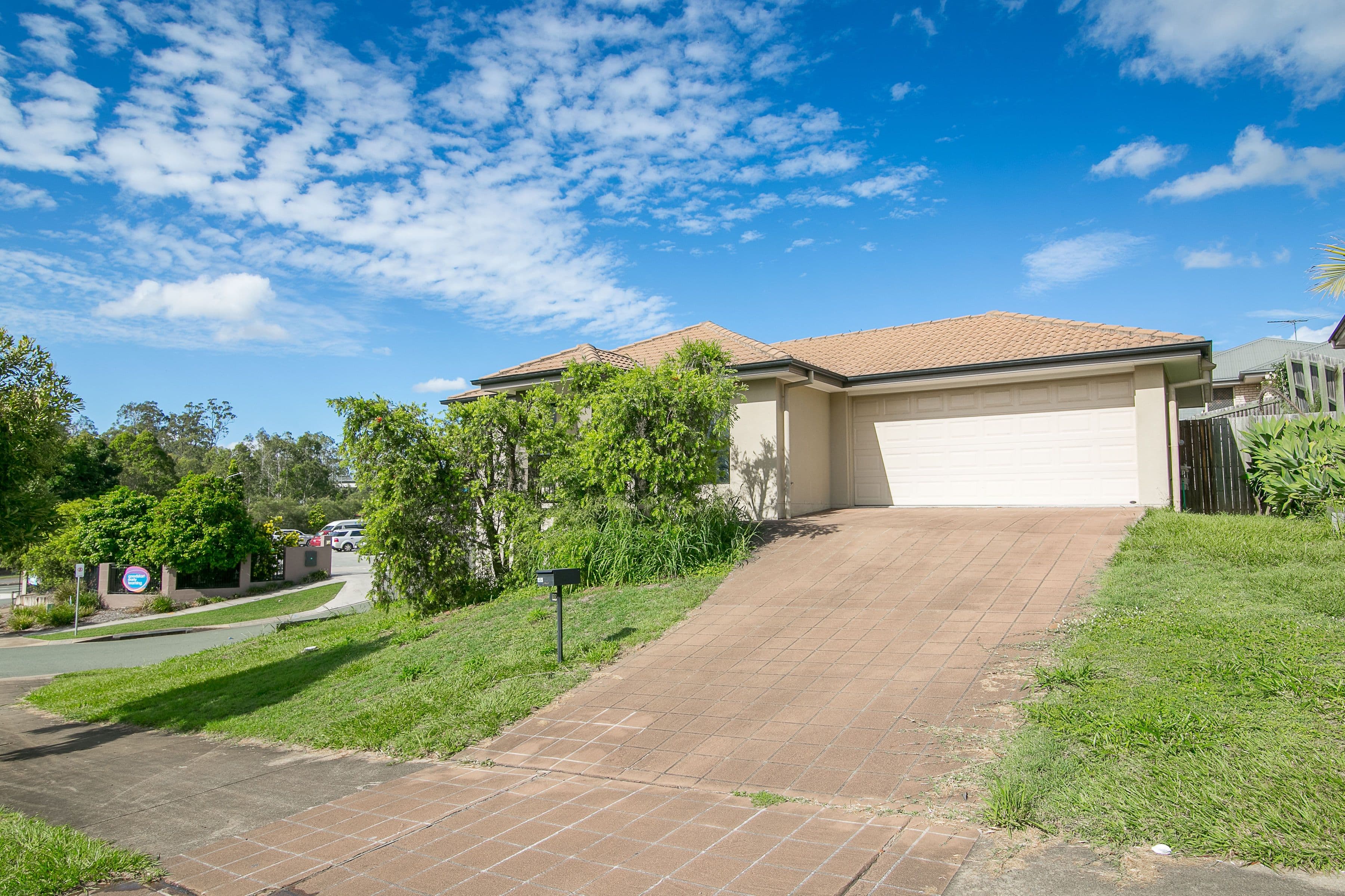 10 Escarpment Drive, Springfield QLD 4300, Springfield - Thumbnail 2