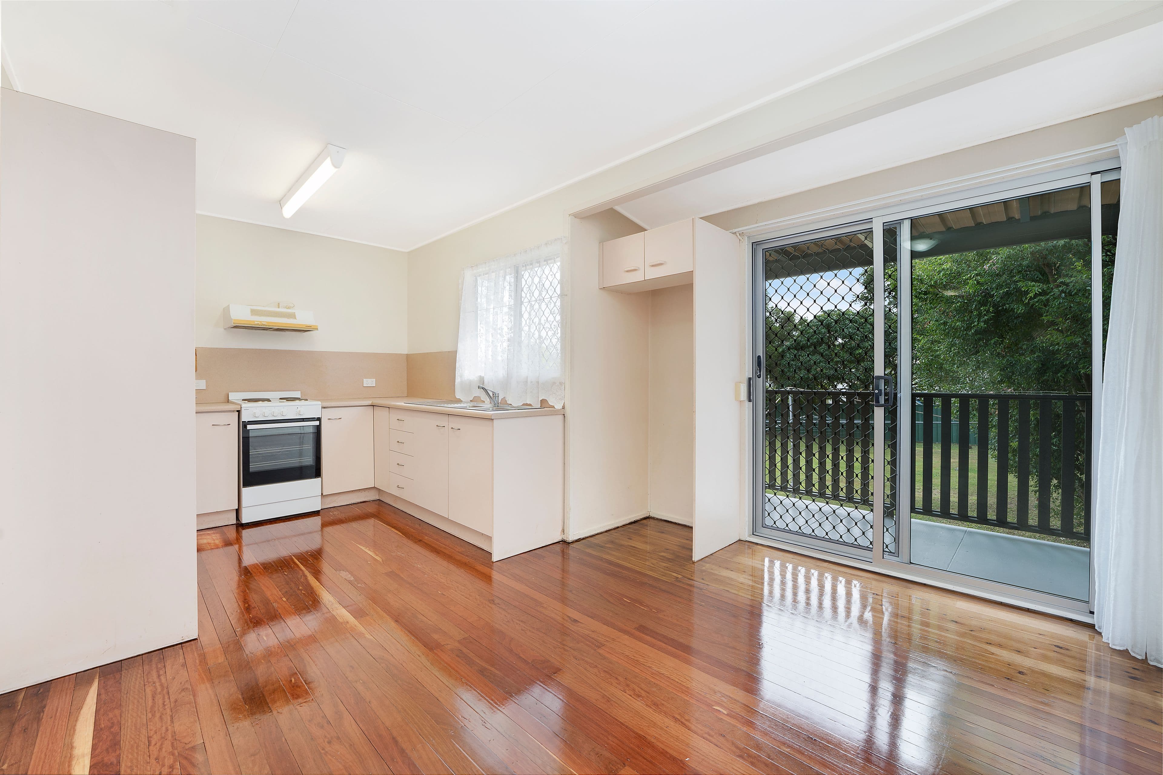 6 Korsch Street, Kippa-Ring QLD 4021, Kippa-Ring - Thumbnail 4