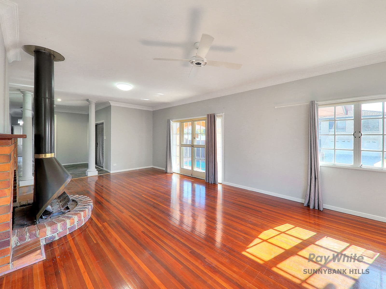 42 Lorinya Street, Mansfield QLD 4122, Mansfield - Thumbnail 4