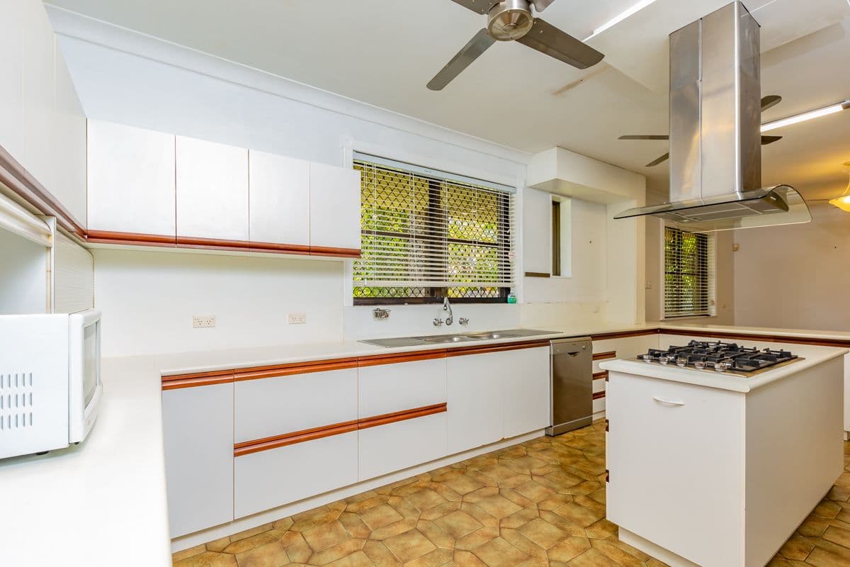 10 Ferntree Street, Nightcliff NT 0810, Nightcliff - Thumbnail 3