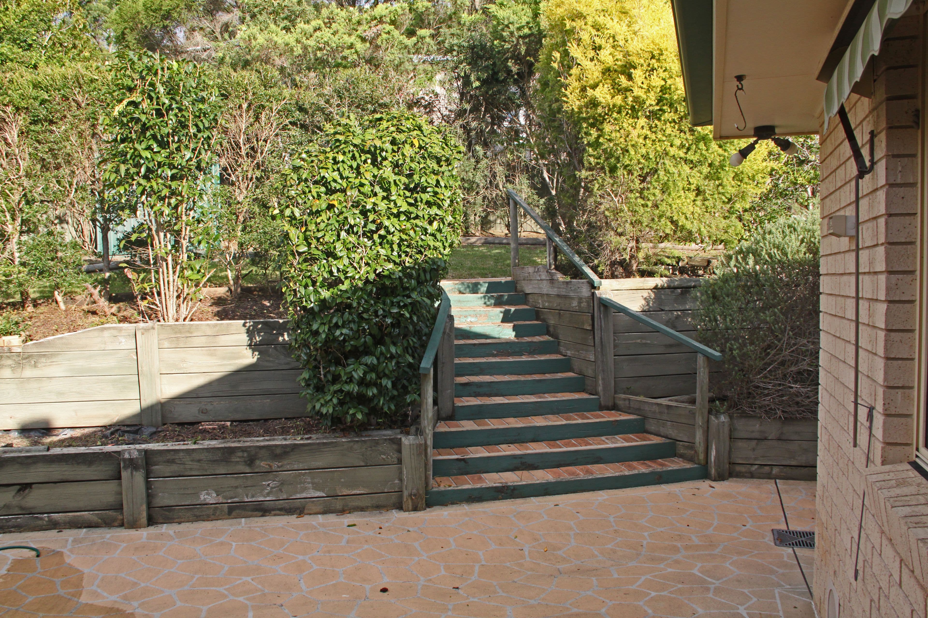 10 Ellerslie Crescent, Lakewood - Thumbnail 4