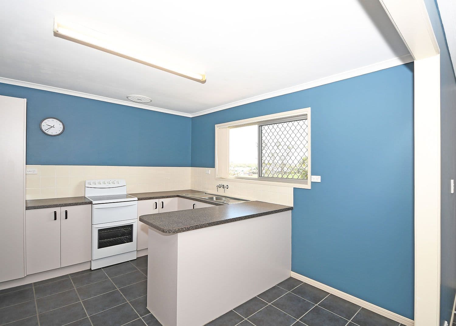 213 Boat Harbour Drive, Pialba QLD 4655, Pialba - Thumbnail 6