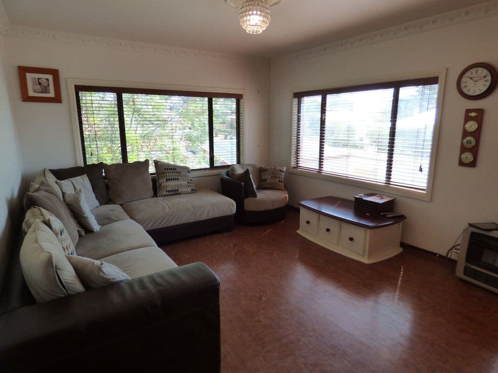 8 Rae Street, Forbes - Thumbnail 2