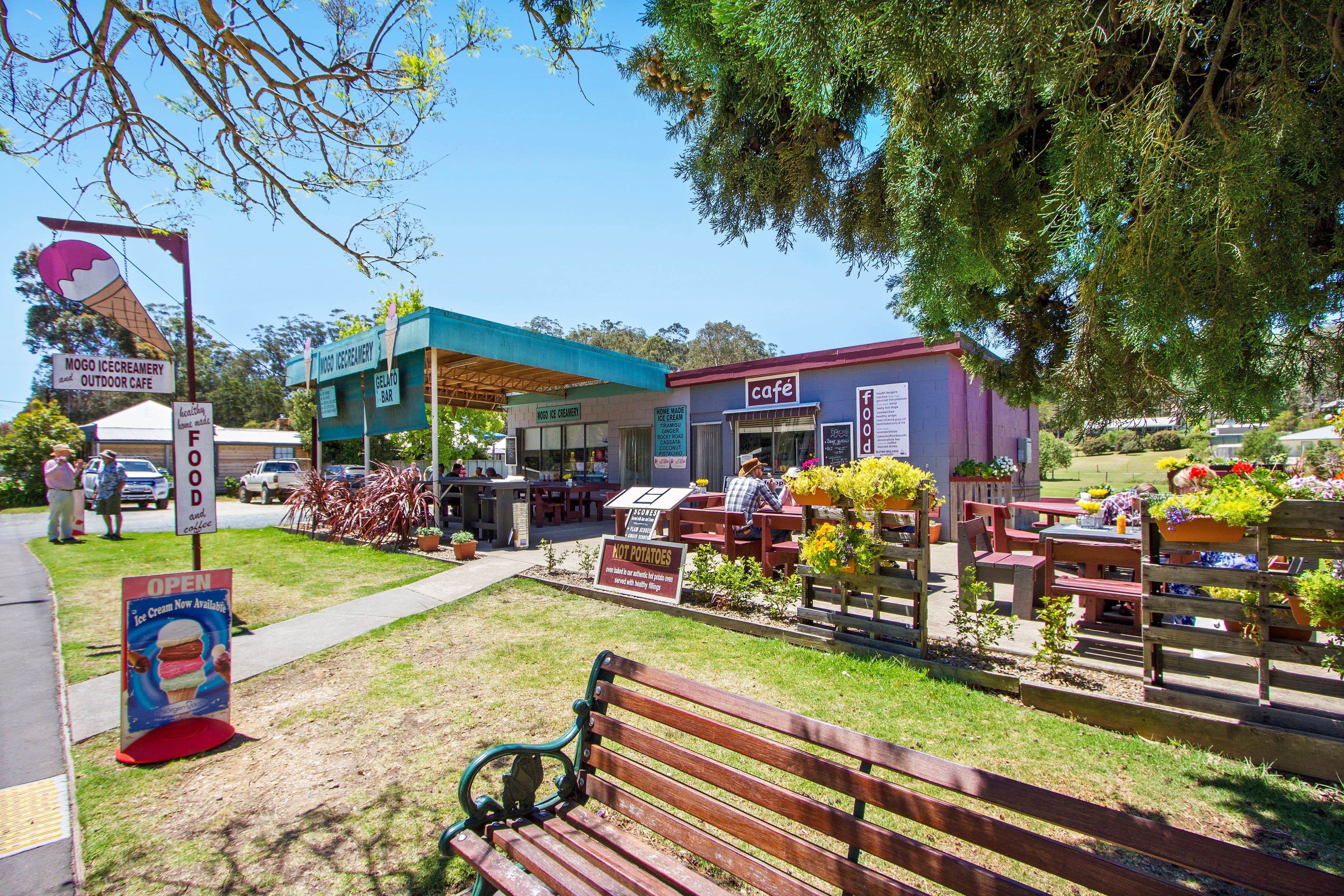 39-41 James Street
Mogo 2536, New South Wales, Mogo - Thumbnail 2