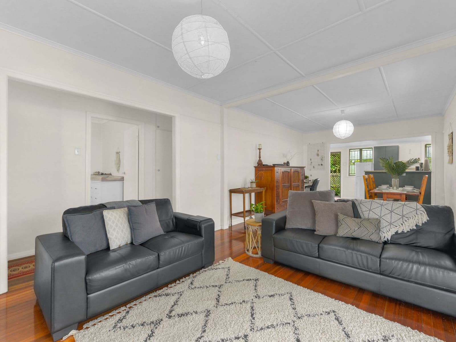 52 Chippewa Avenue, Donvale, Donvale - Thumbnail 5