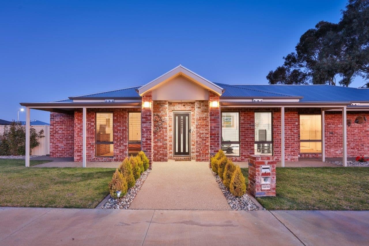 2 Davlin Drive, Mildura VIC 3500, Mildura - Thumbnail 2