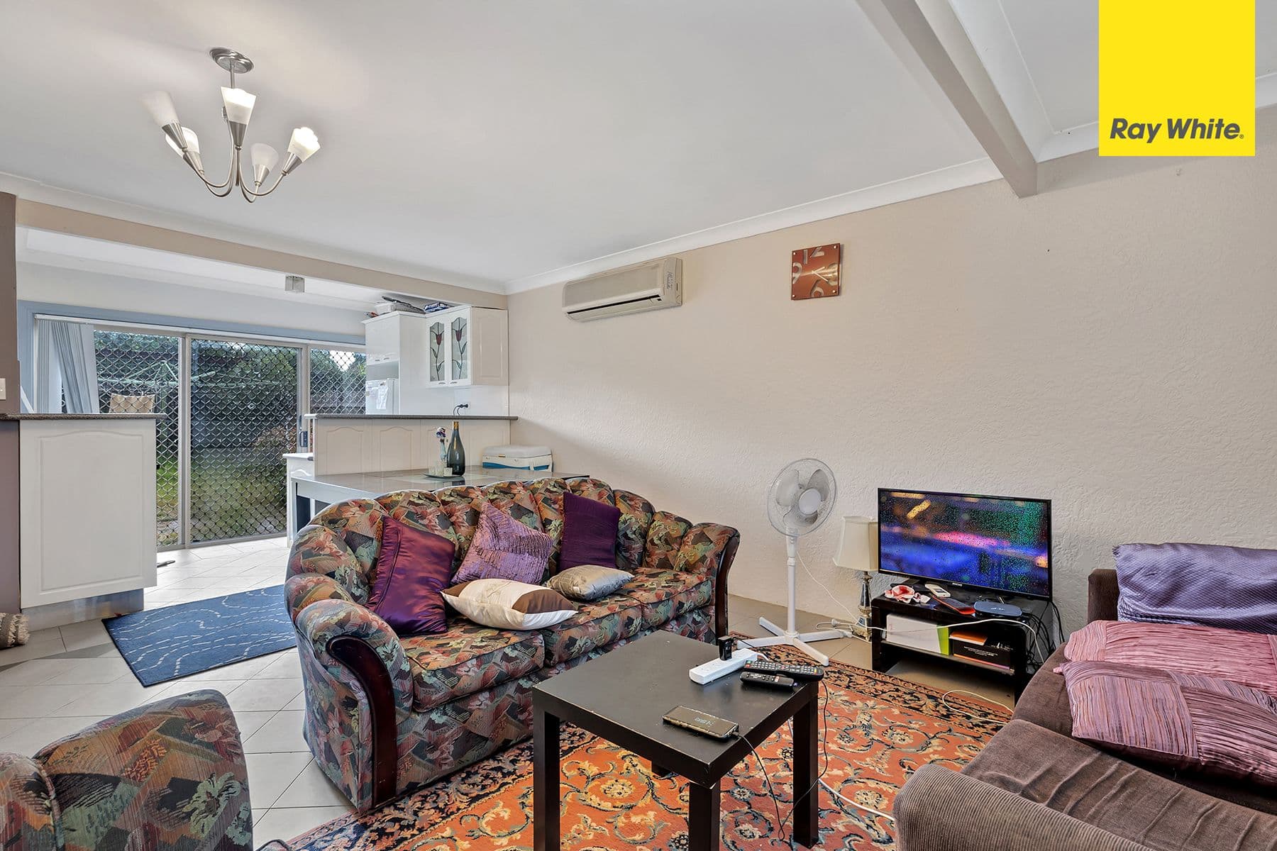 1 Maple Court, Greenacre - Thumbnail 2