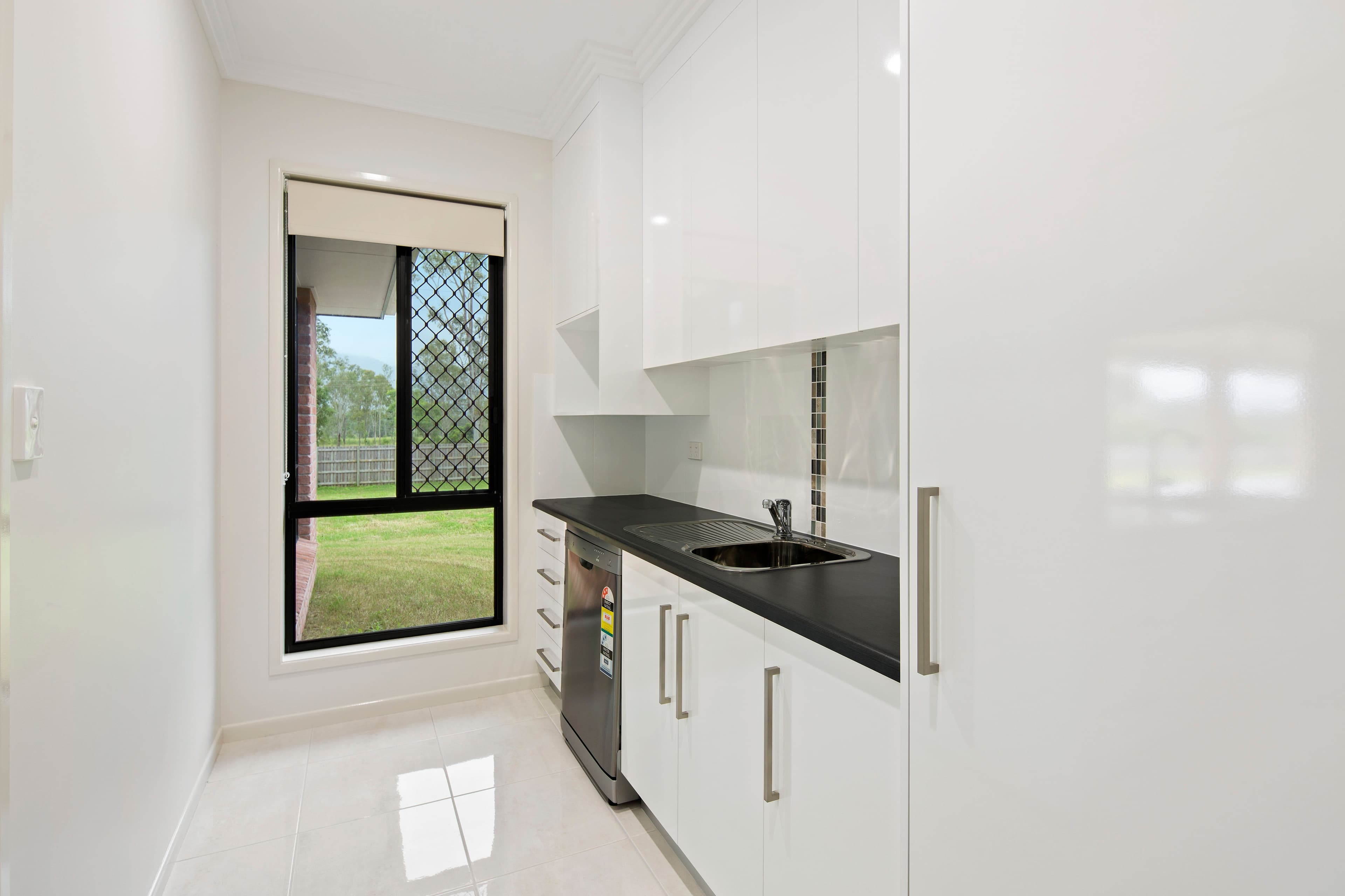 Lot 16 Lyndon Court,, CANNON VALLEY QLD 4800, Cannon Valley - Thumbnail 4
