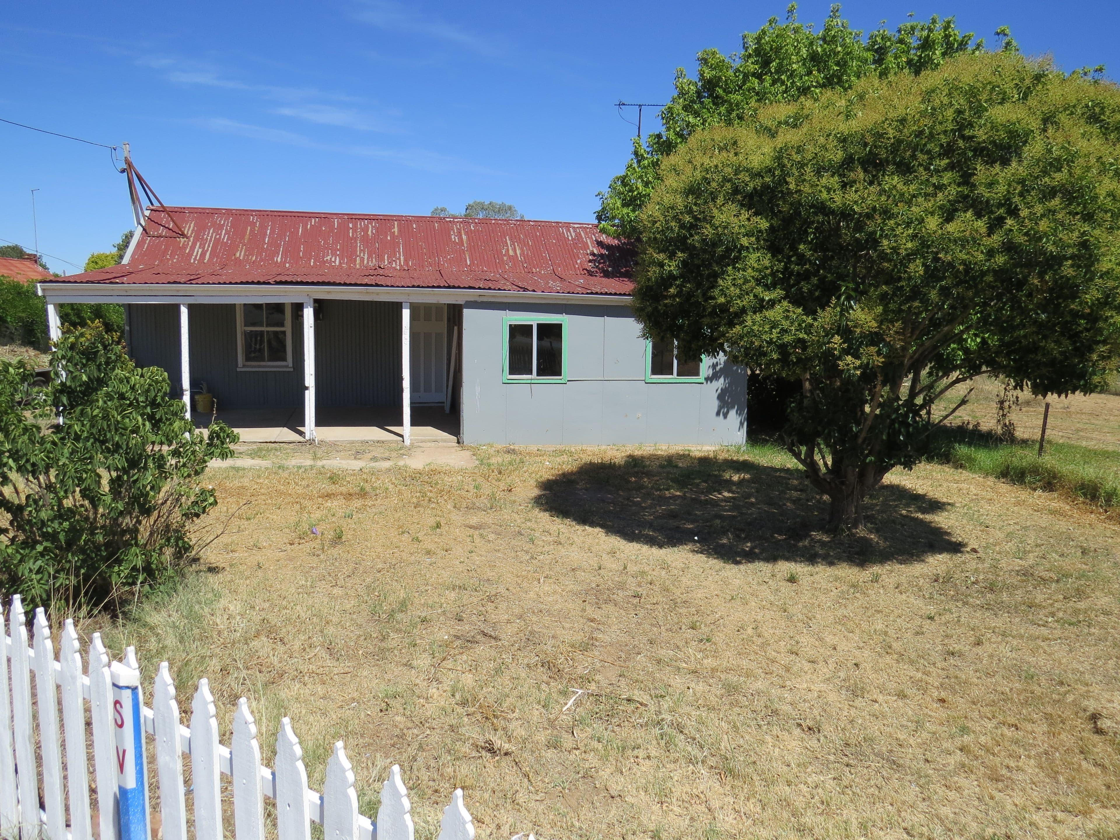8 Main Road, Greenethorpe NSW 2809, Greenethorpe - Image 1