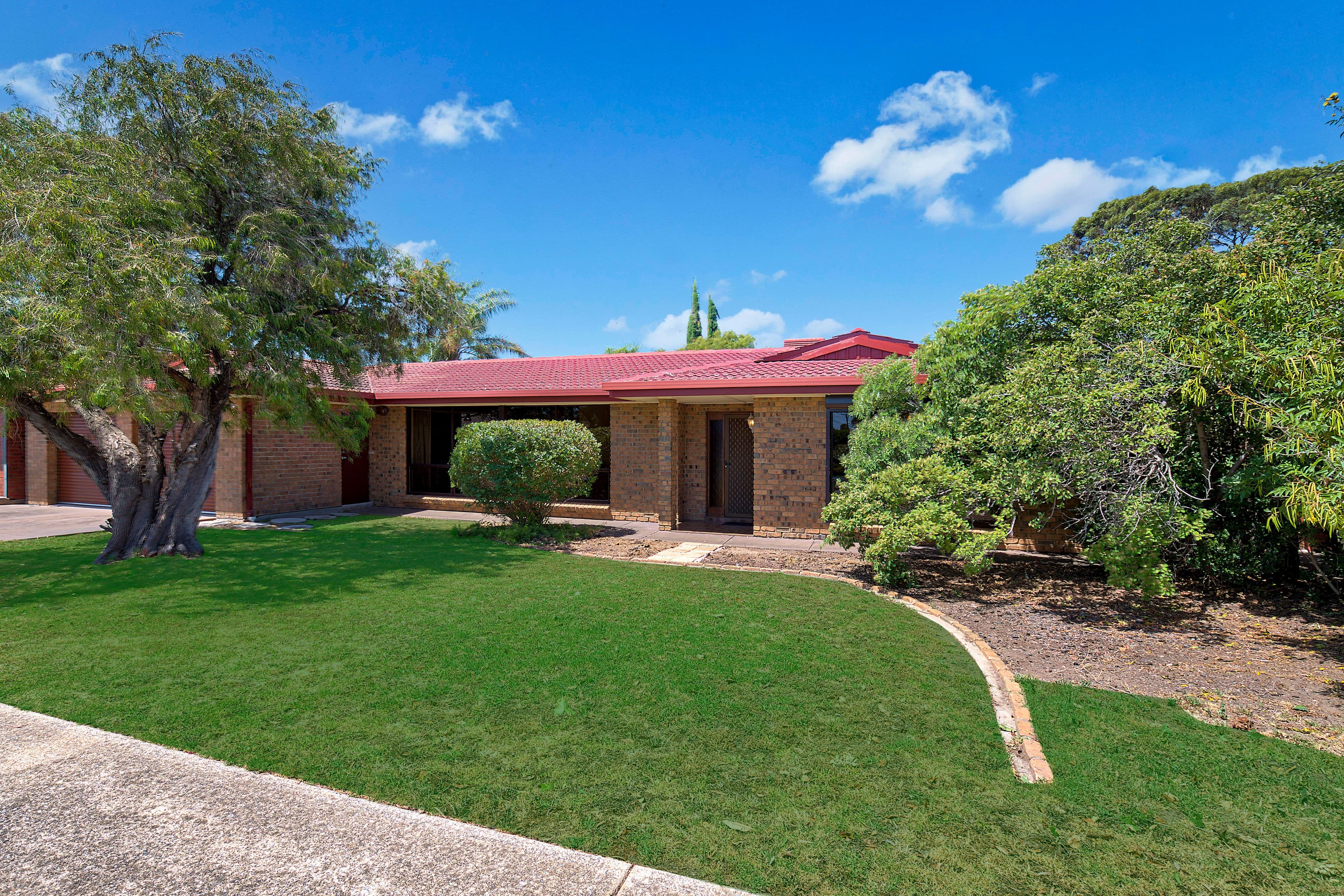 22 Debney Street, Fulham Gardens SA 5024, Fulham Gardens - Thumbnail 2