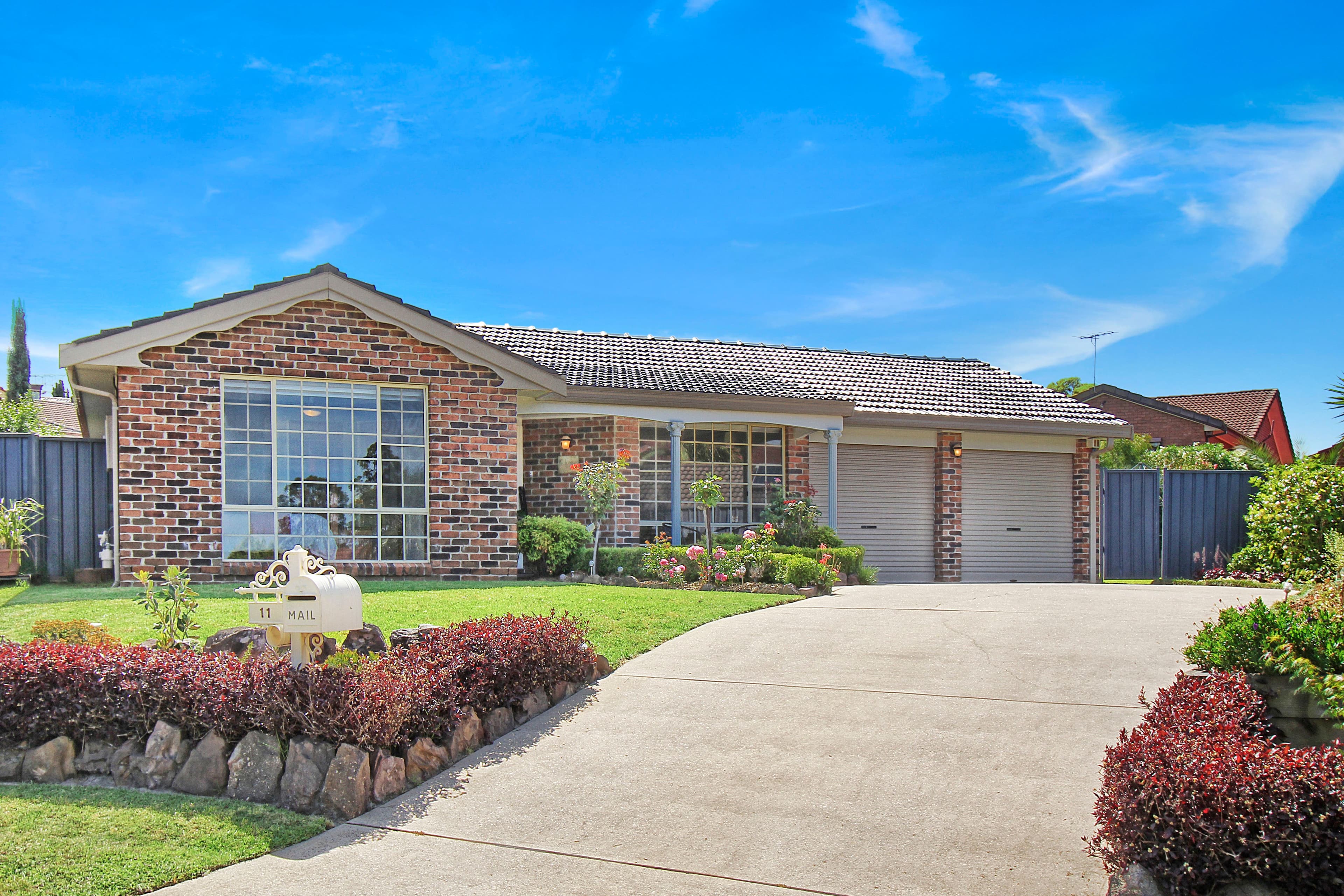 11 Kingston Place, Abbotsbury - Image 1