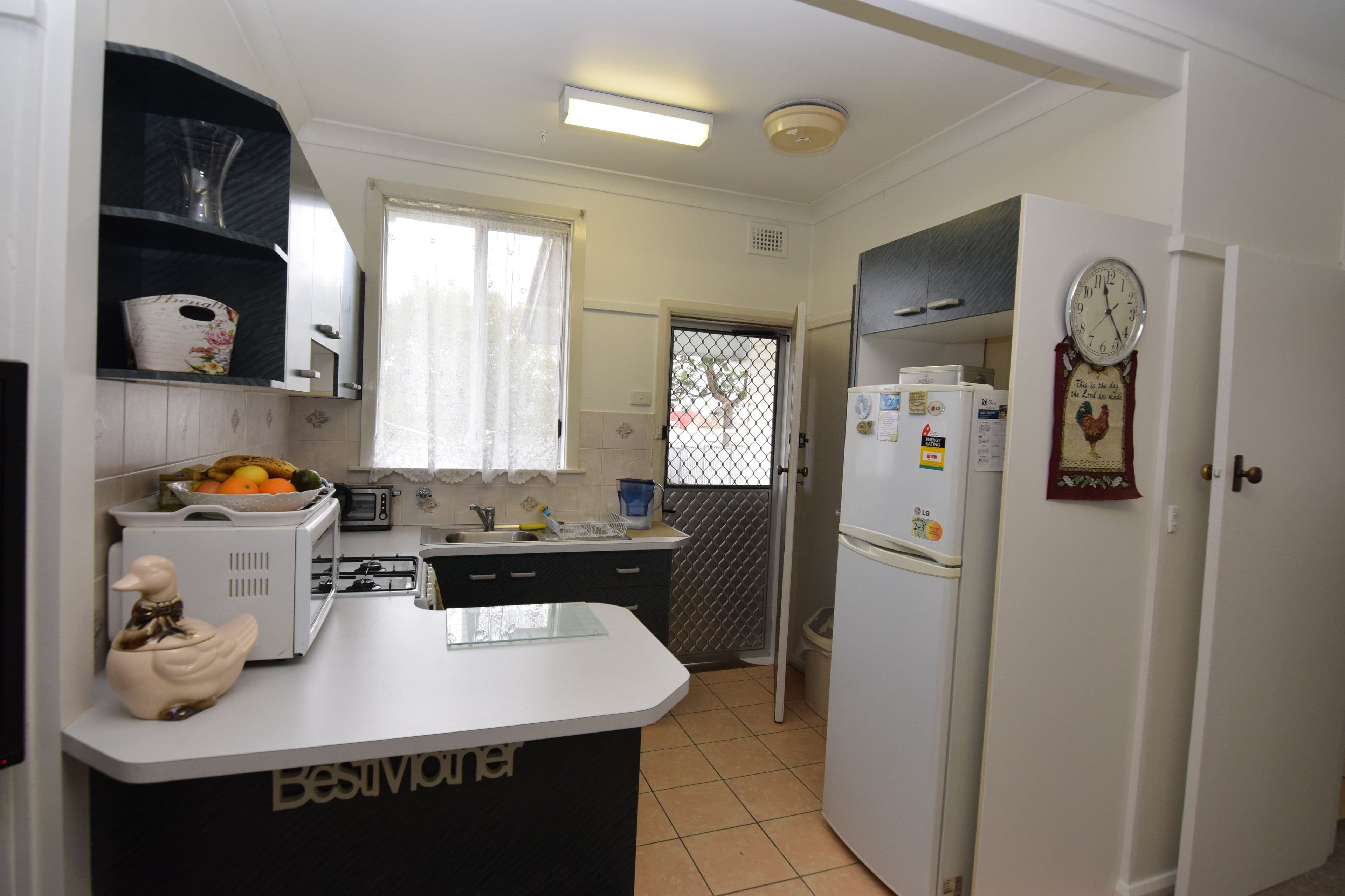 106 Douglas Street, Tenterfield NSW 2372, Tenterfield - Thumbnail 3