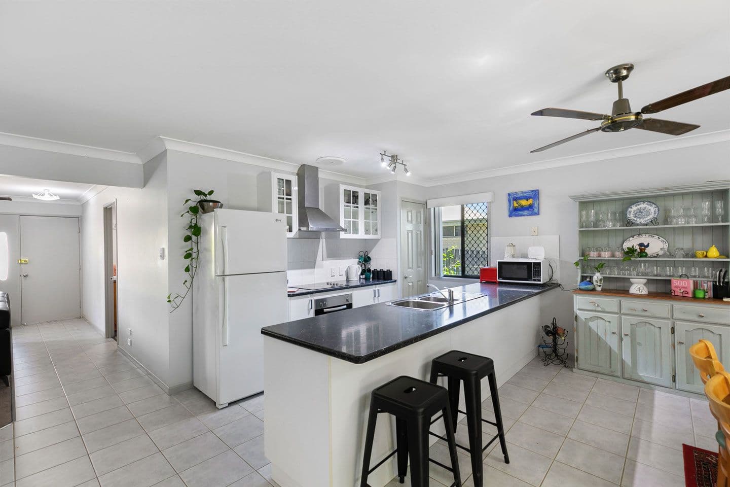 54 Caddy Avenue, Urraween QLD 4655, Urraween - Thumbnail 2