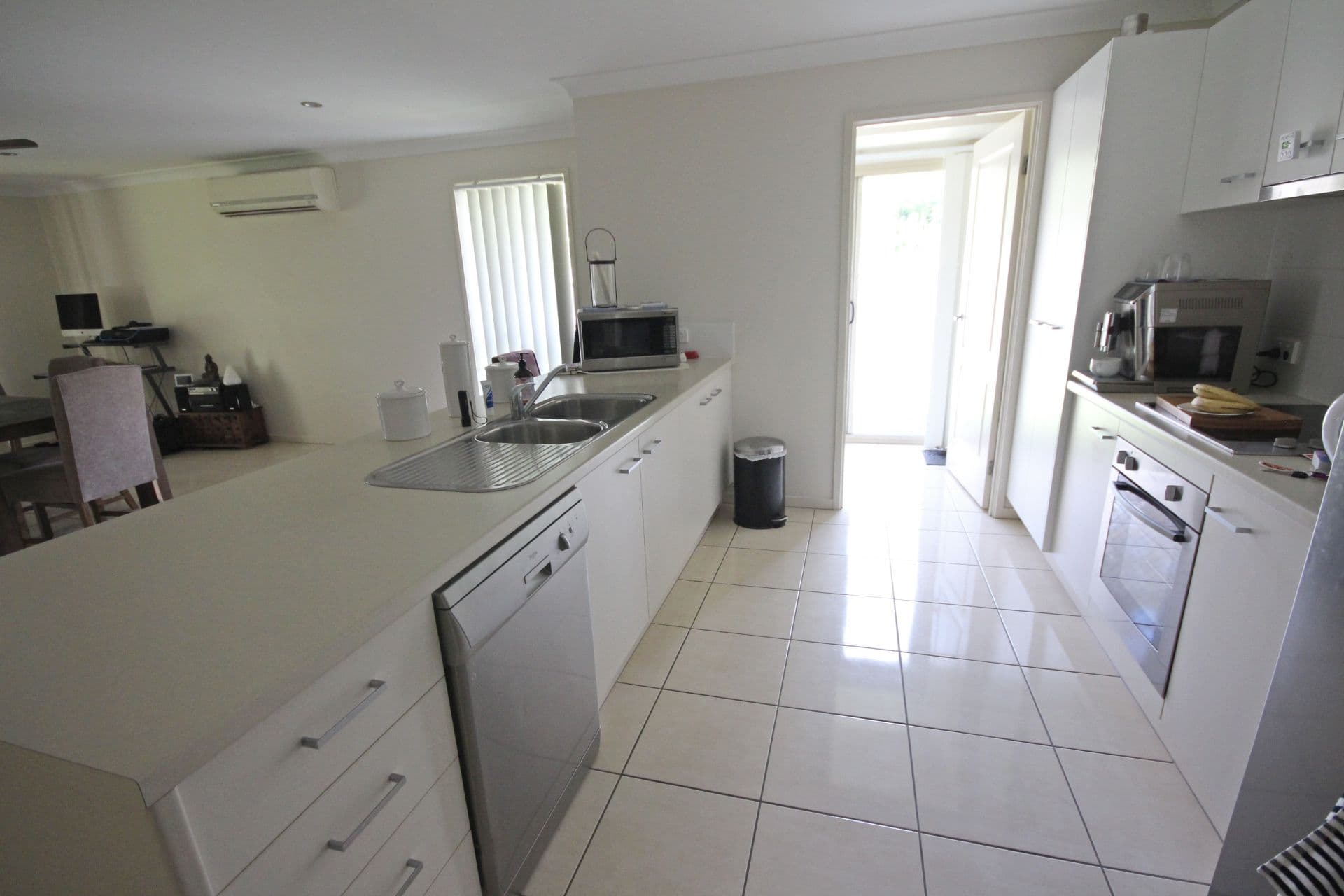 8 Uylsses Way, Armstrong Beach QLD 4737, Armstrong Beach - Thumbnail 4