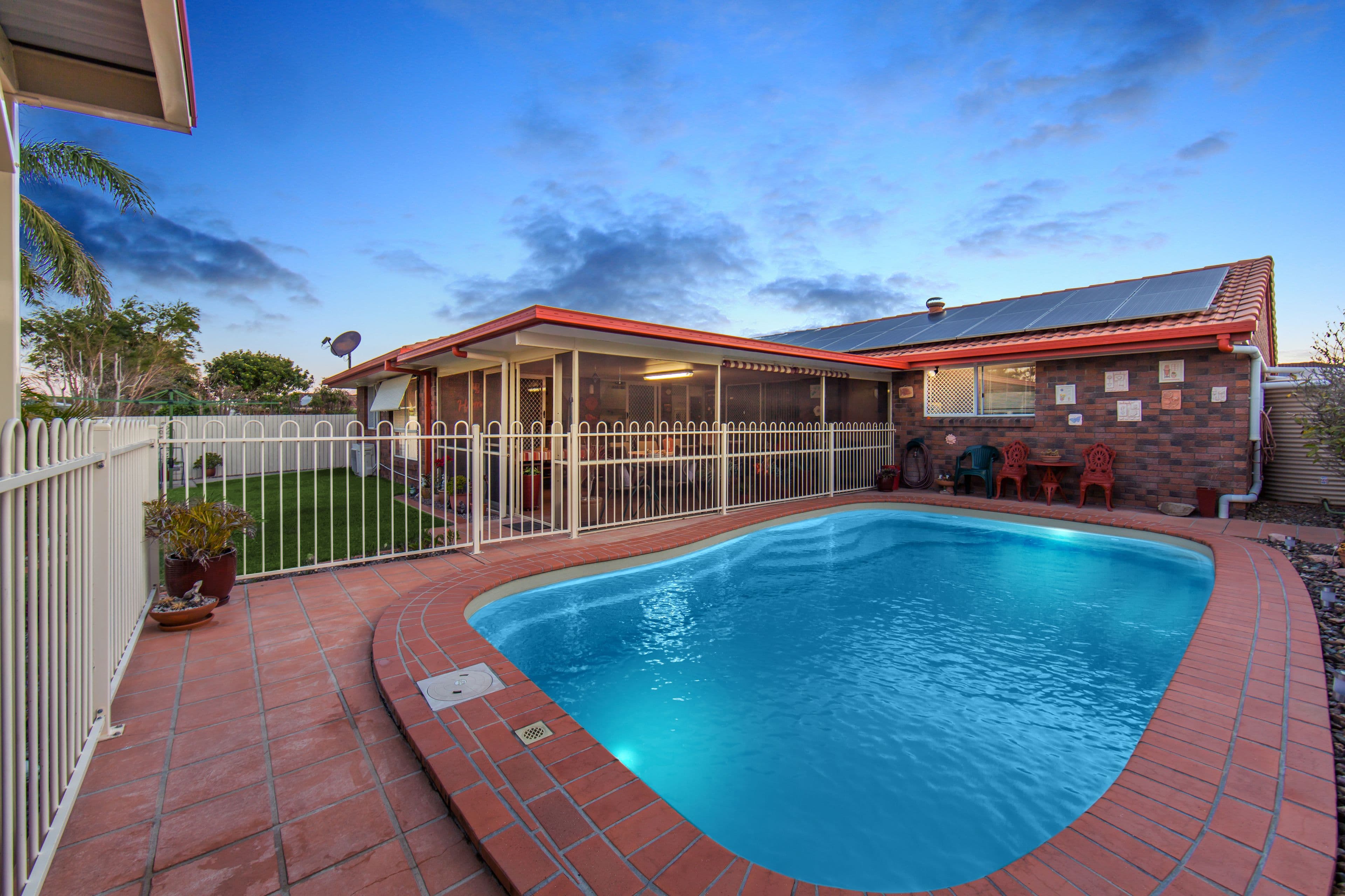 14 Mayfair Street, Kippa-Ring QLD 4021, Kippa-Ring - Thumbnail 2