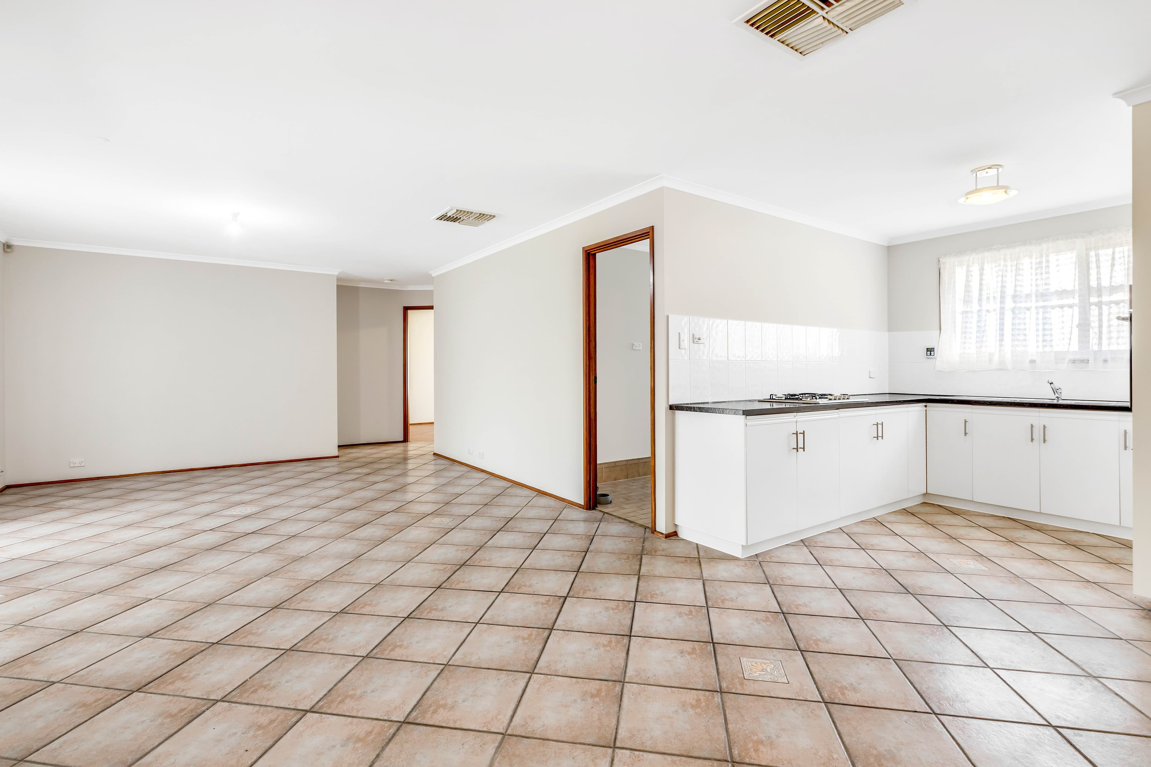 6 Roseworthy Drive, Andrews Farm SA 5114, Andrews Farm - Thumbnail 4