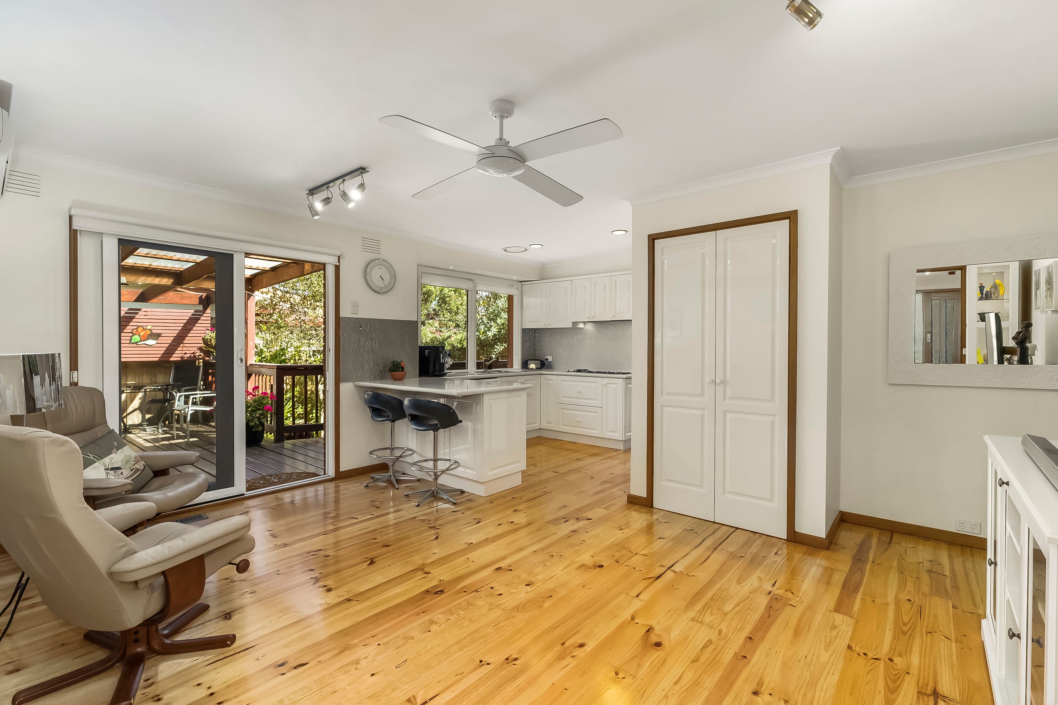 23 St Georges Court, Glen Waverley VIC 3150, Glen Waverley - Thumbnail 5