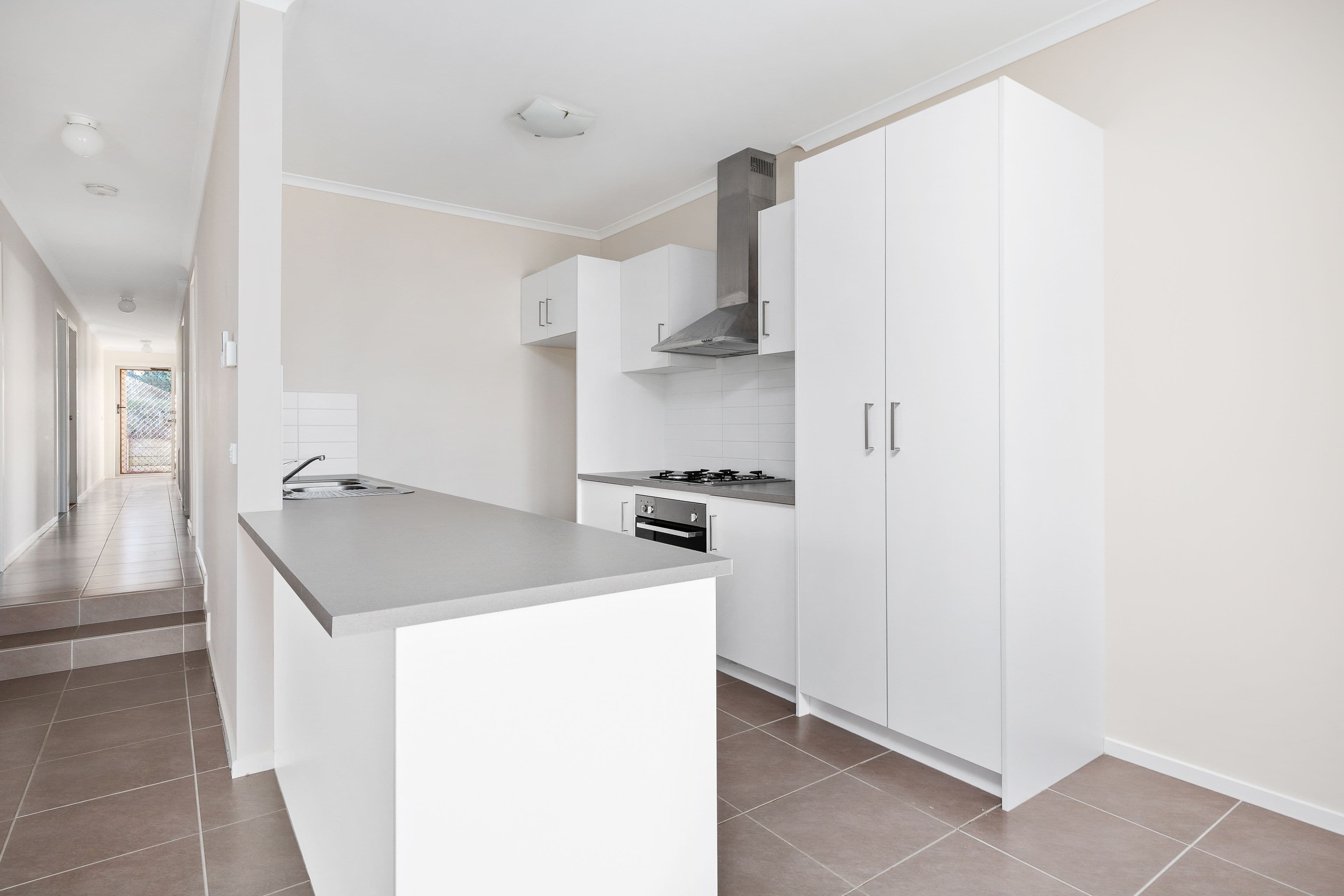 13 Herbert Street, Pakenham VIC 3810, Pakenham - Thumbnail 2