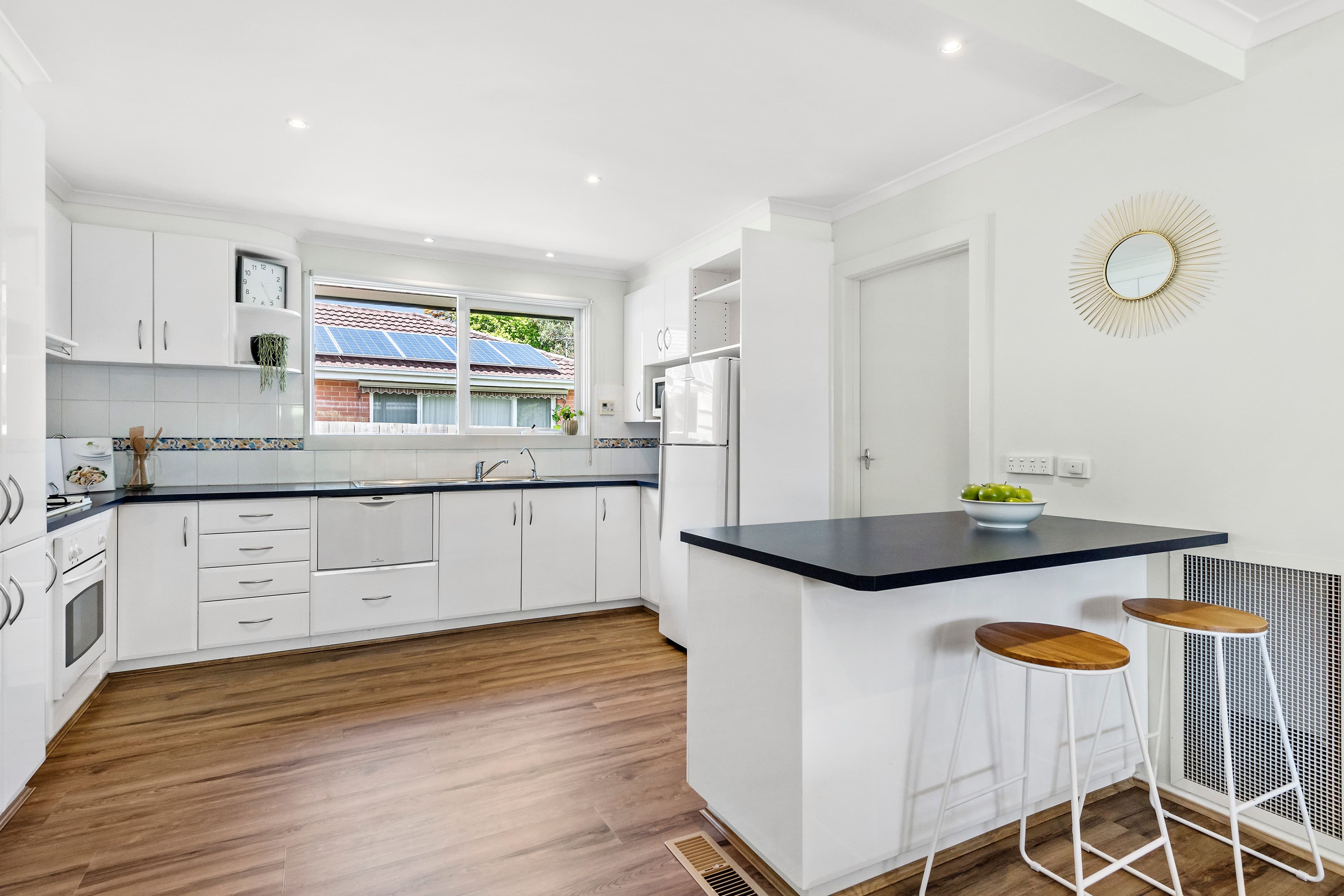 7 Ellis Street, Frankston VIC 3199, Frankston - Thumbnail 2